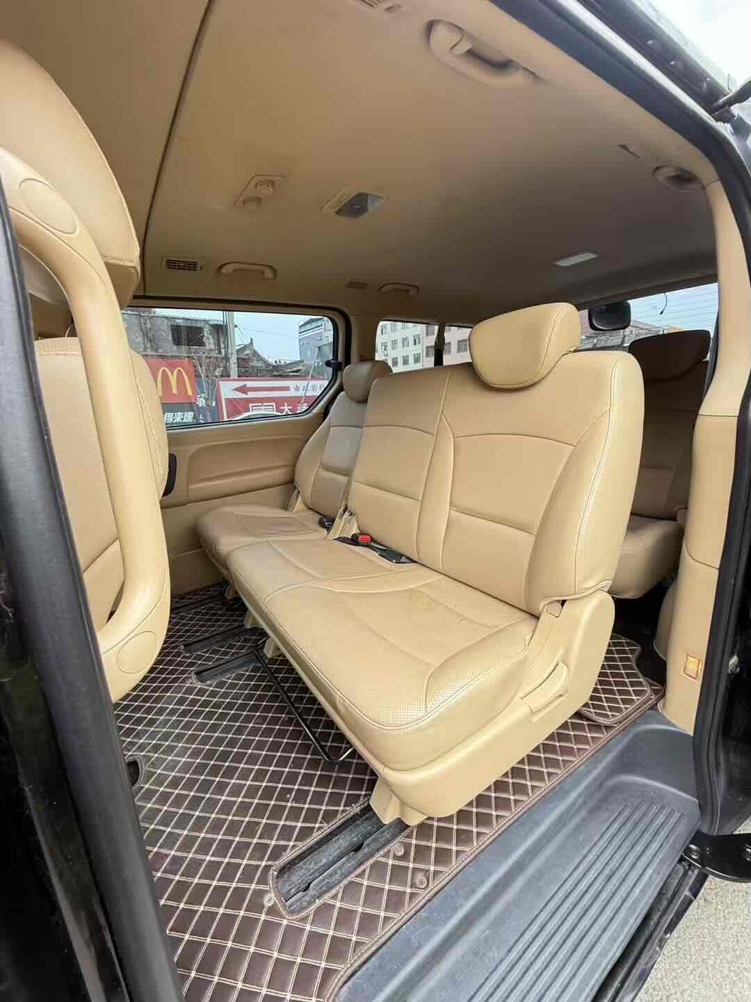 Hyundai H-1 2015 car image #6