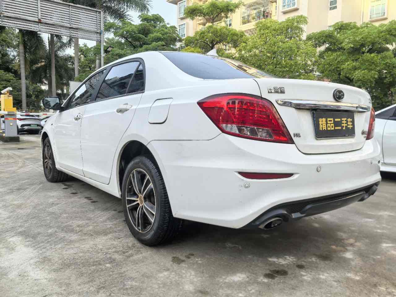 BYD SuRui 2015 car image #6