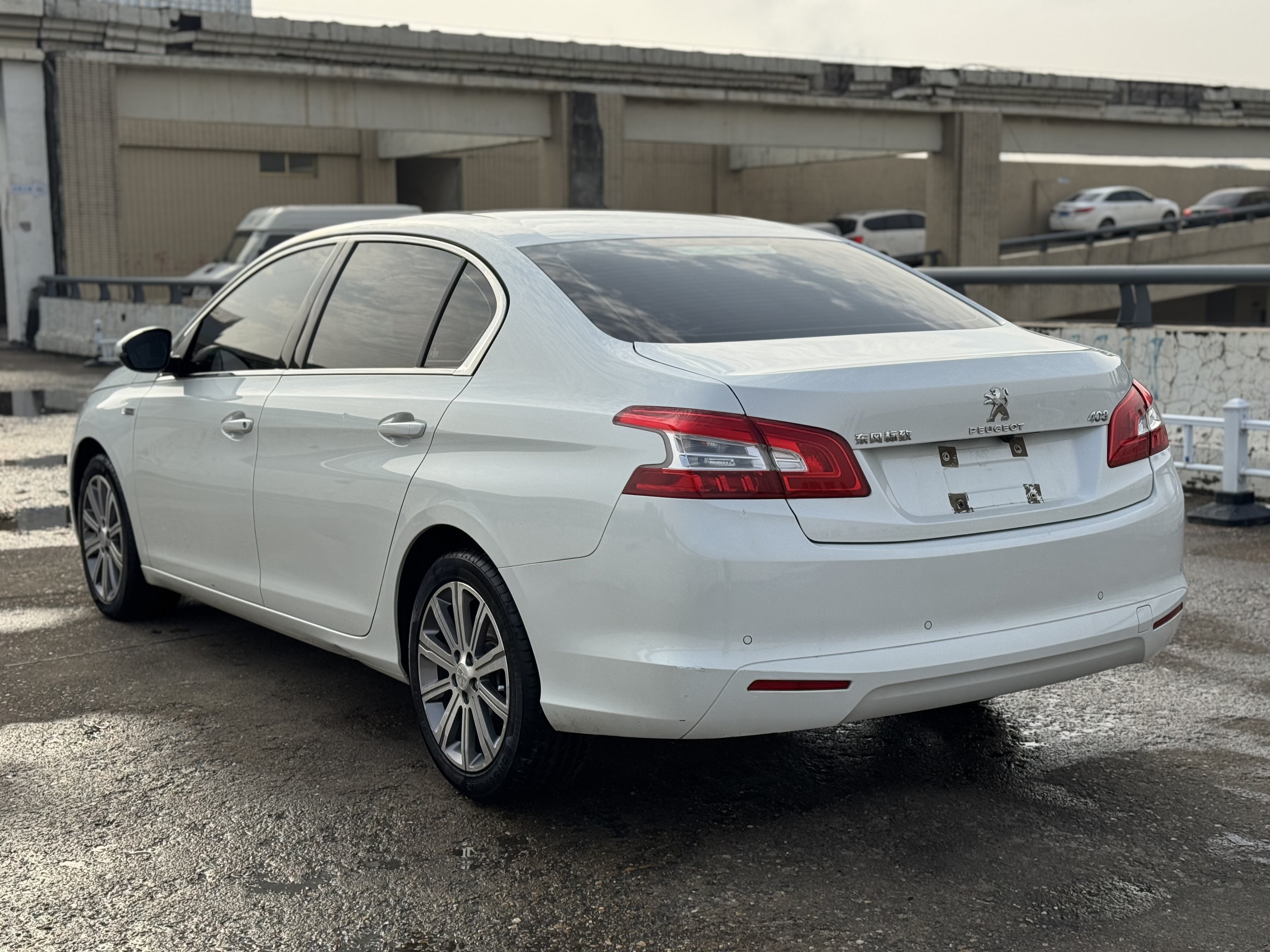 Peugeot 408 2016 #6 Peugeot 408 2016 car image #6