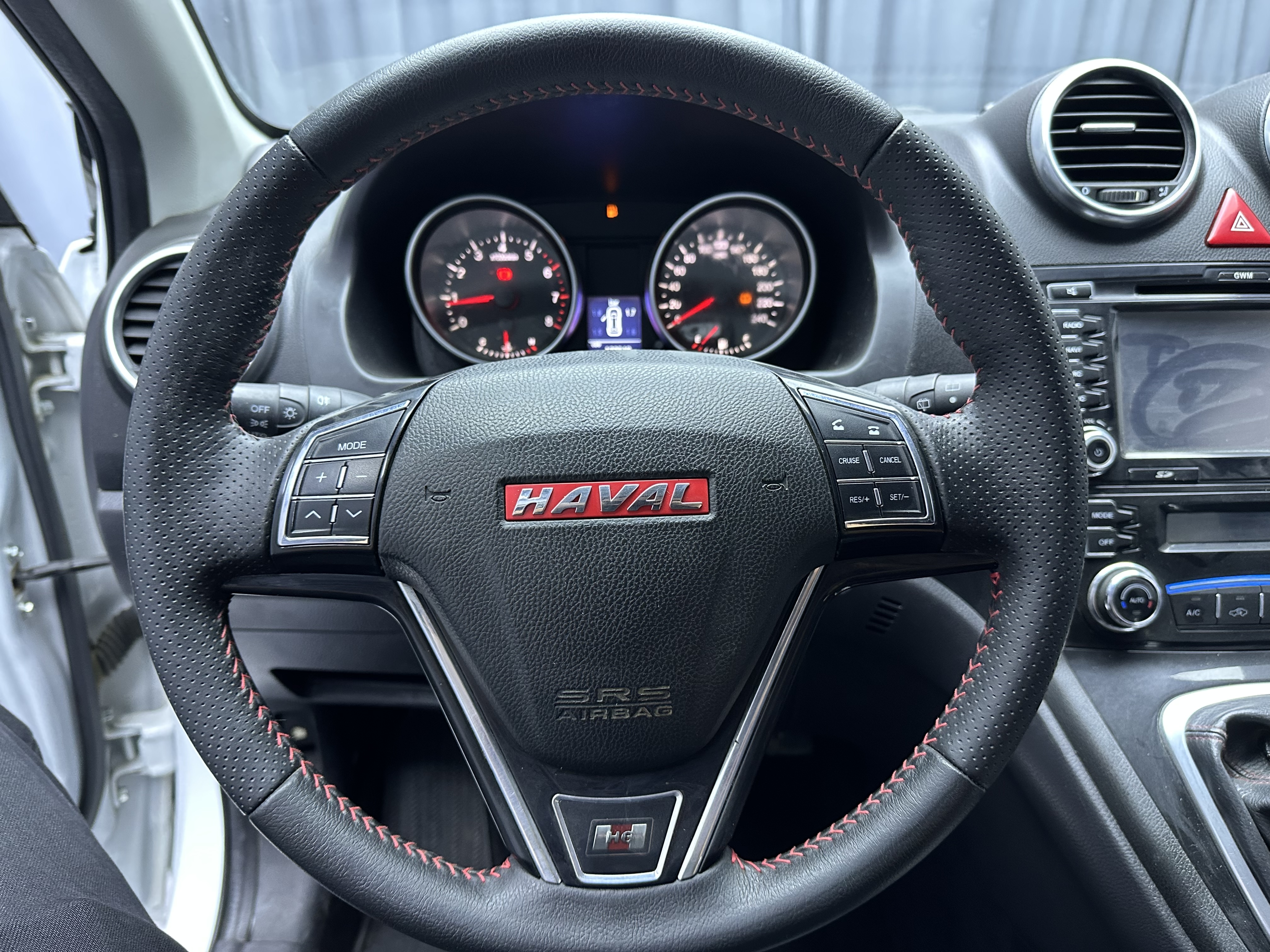 Haval H6 2014 car image #6