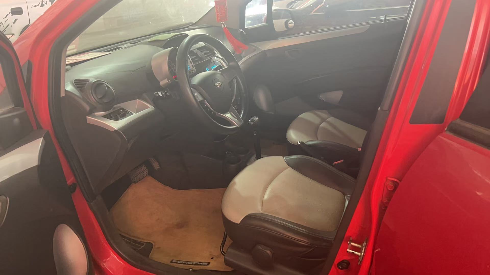 Chevrolet Spark 2011 car image #6