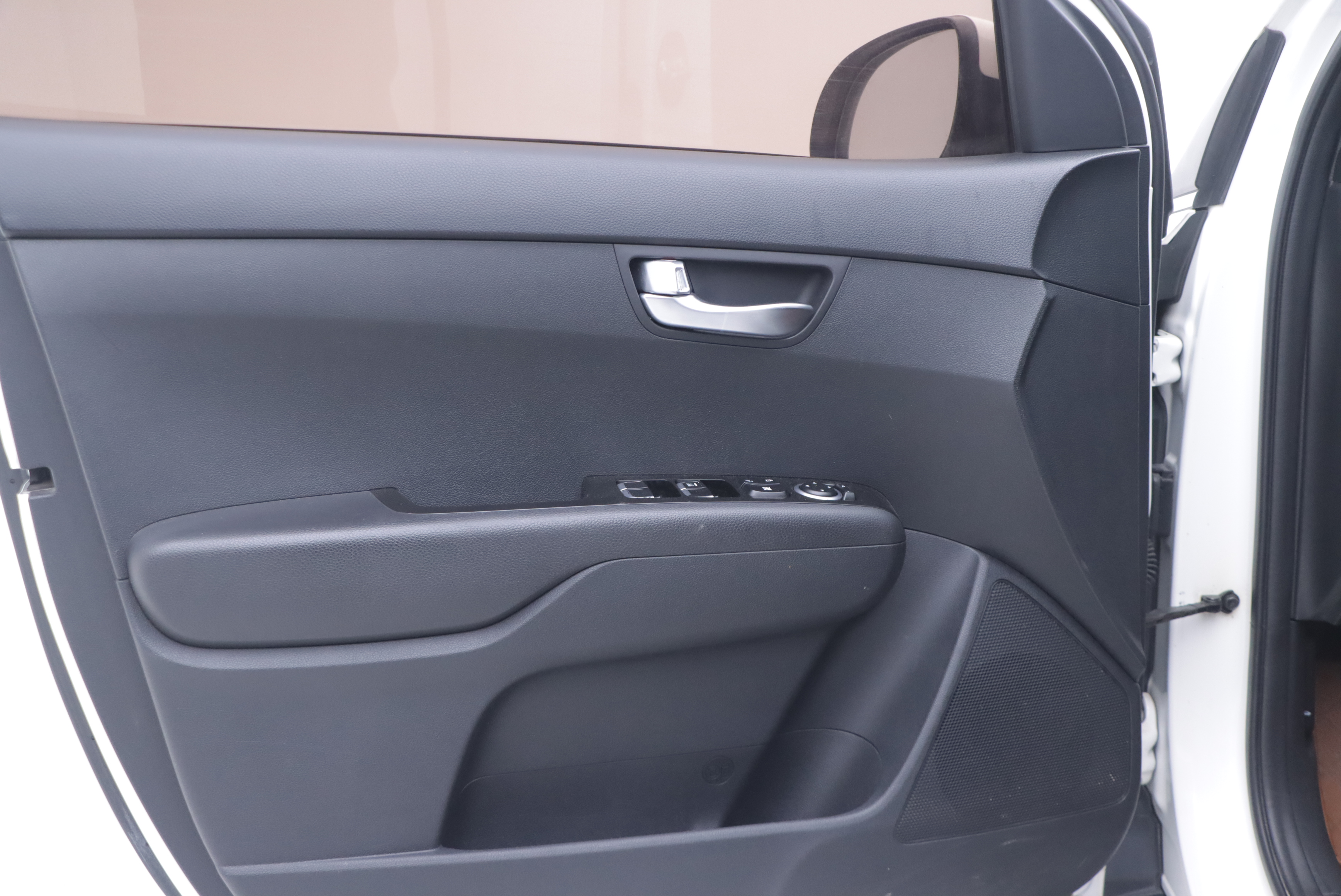 Kia Stonic 2016 imagen de coche #6