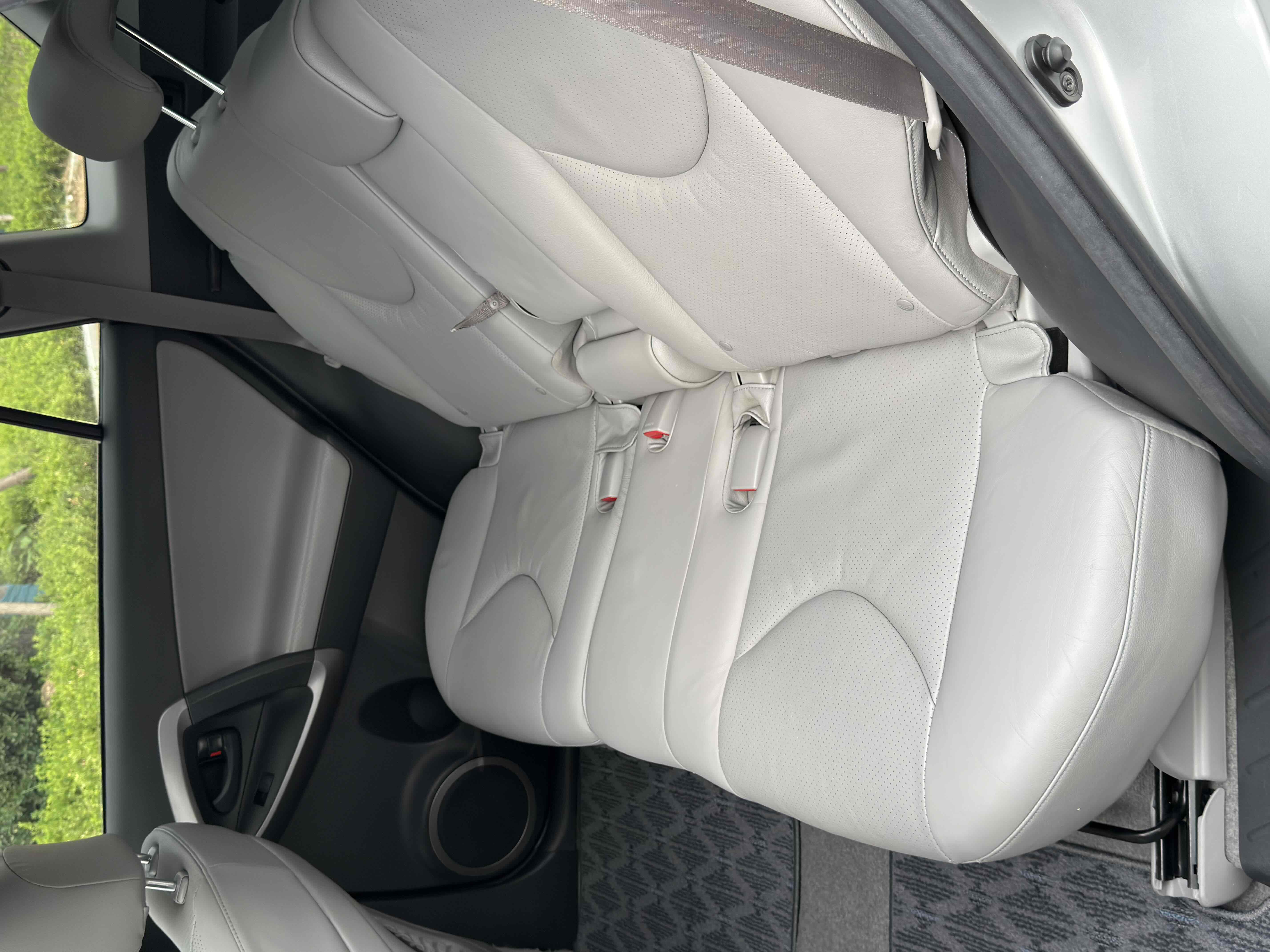 Toyota RAV4 (Imported) 2009 image de voiture #6