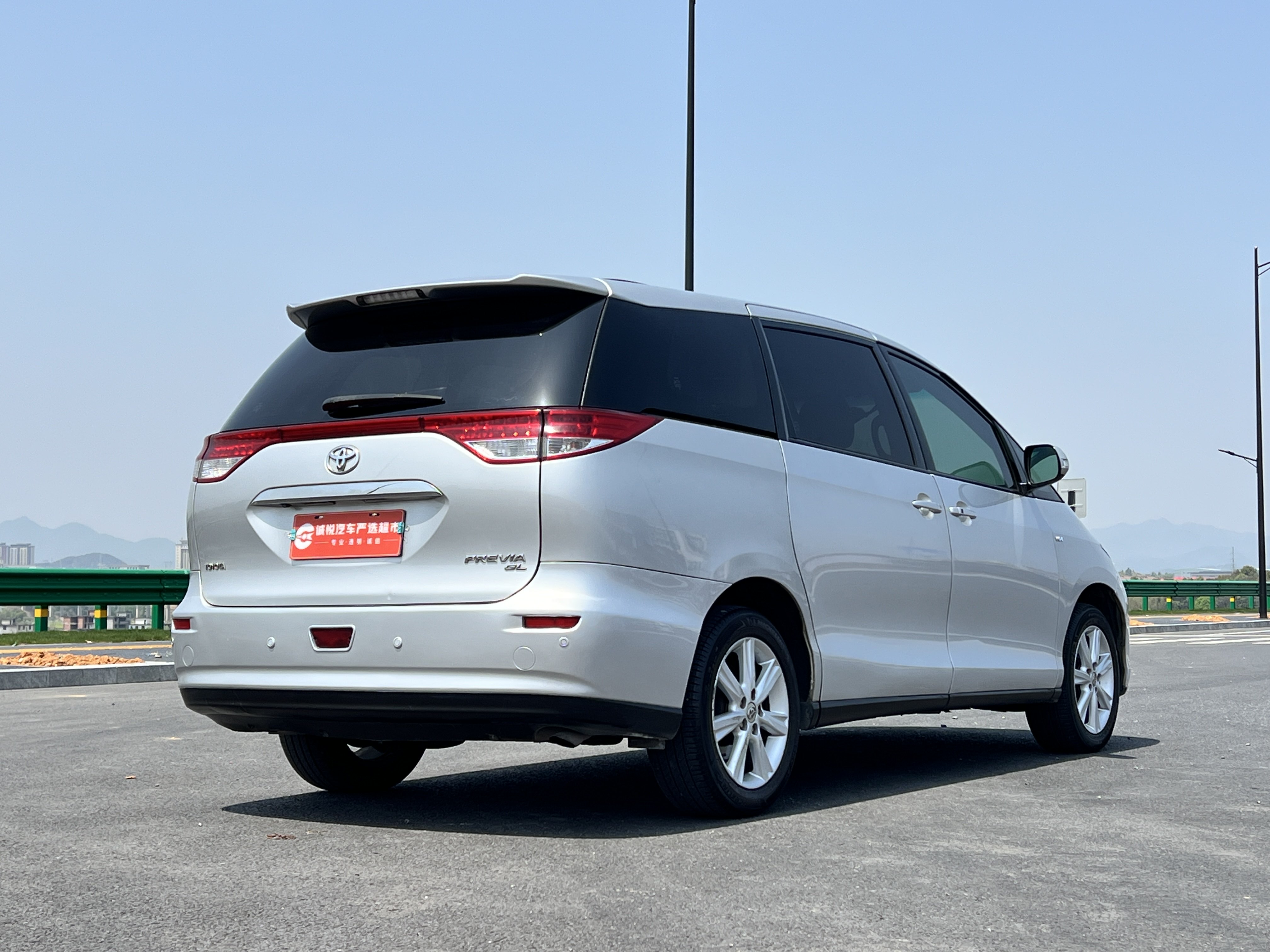 Toyota Previa 2010 car image #6