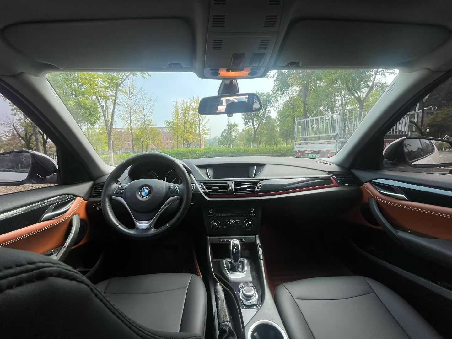 BMW X1 M35Li 2015 #6 BMW X1 M35Li 2015 car image #6