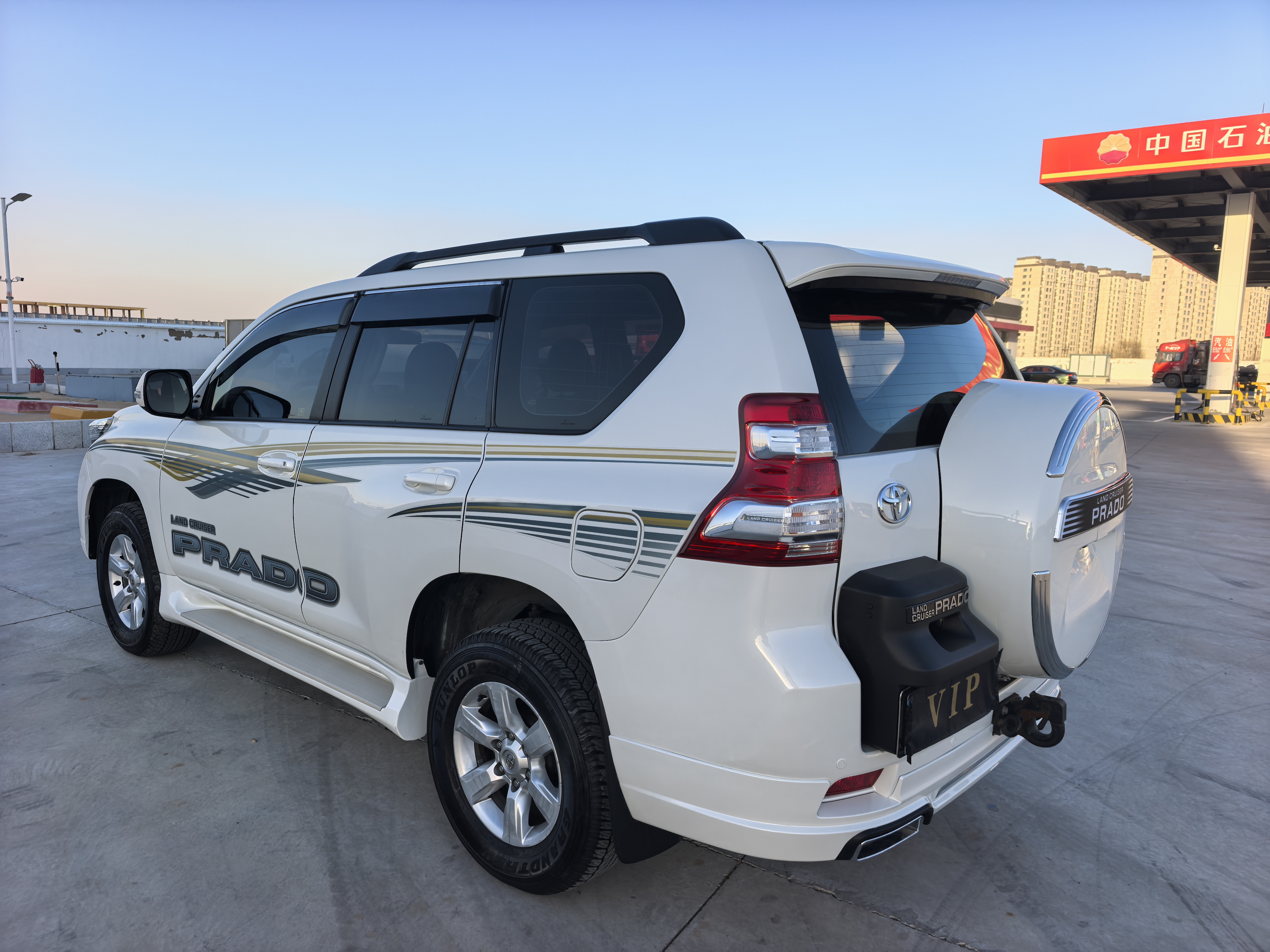 Toyota Land Cruiser Prado 2017 immagine di auto #6