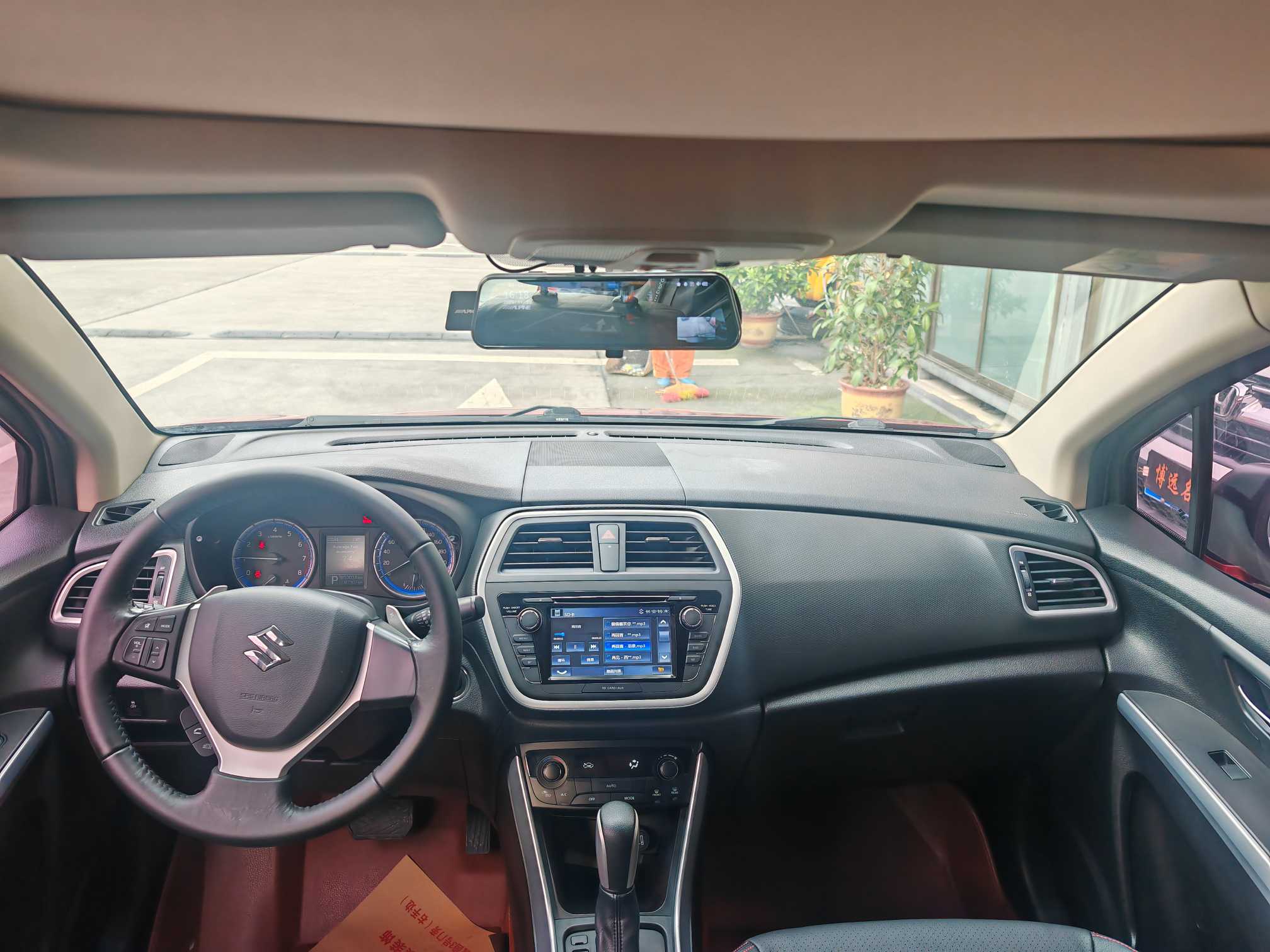 Suzuki S-Cross 2014 صورة سيارة #6