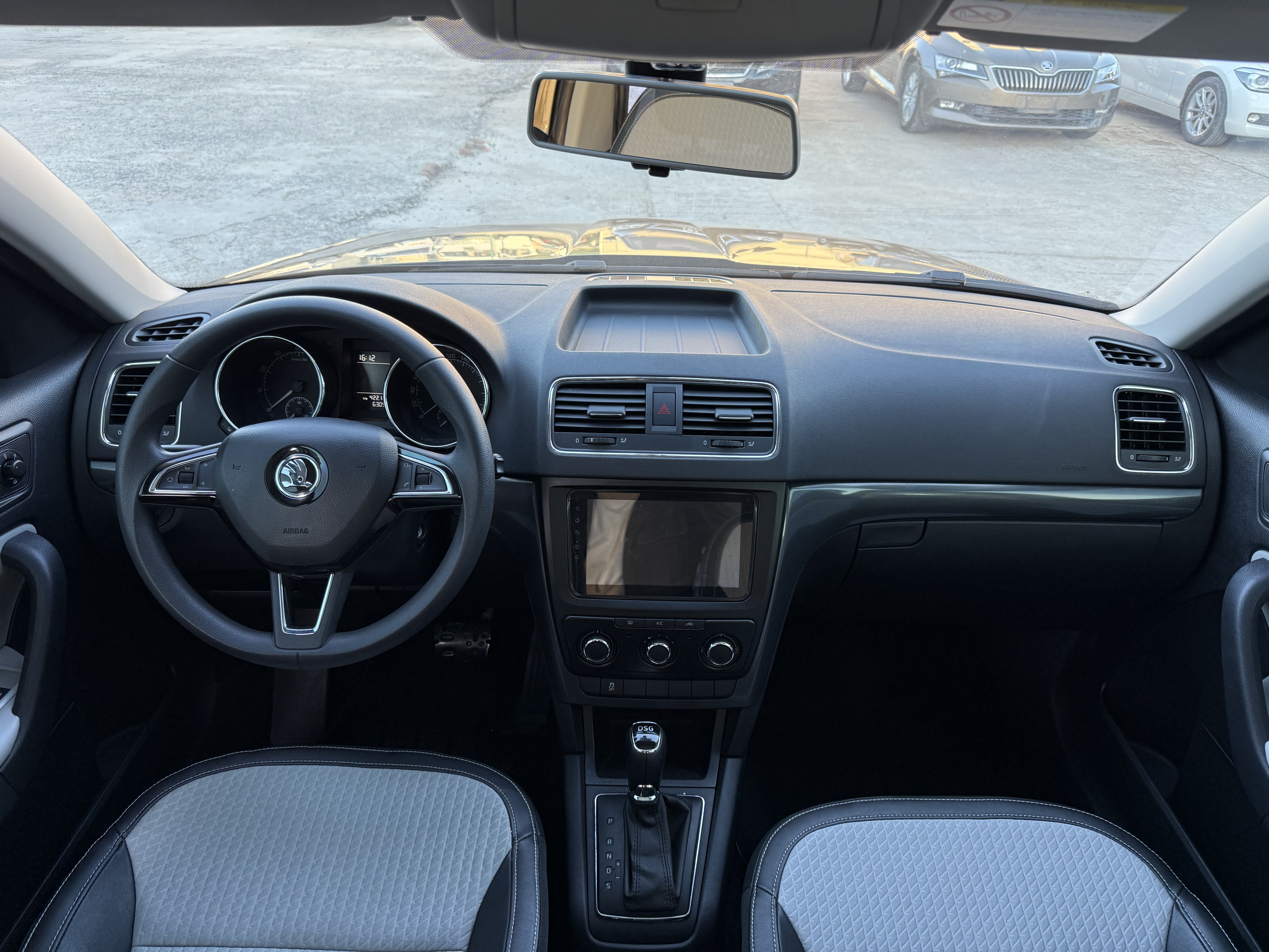 Skoda Yeti 2016 imagen de coche #6