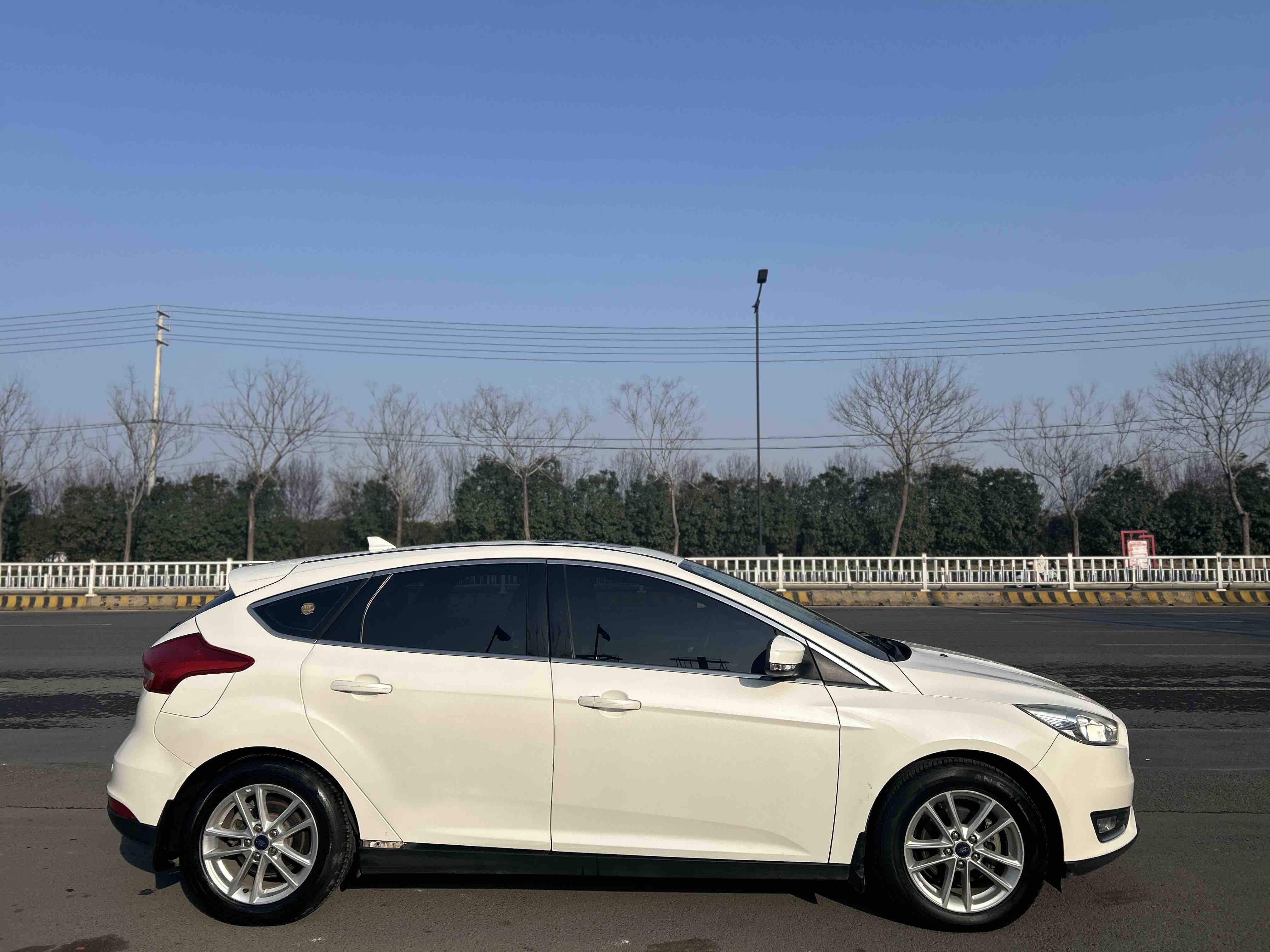 Ford Focus 2016 car image #6