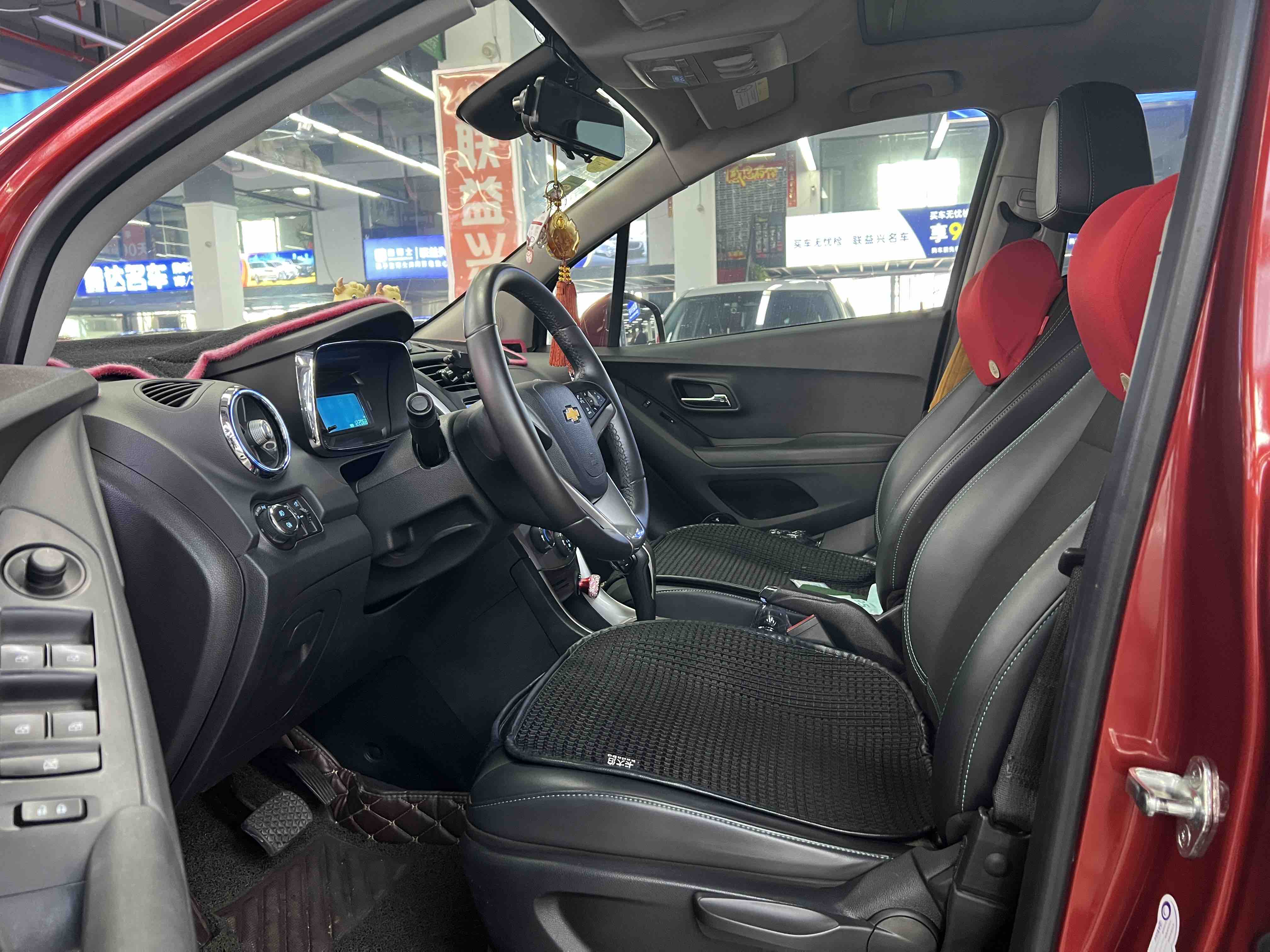 Chevrolet Tracker 2016 car image #6