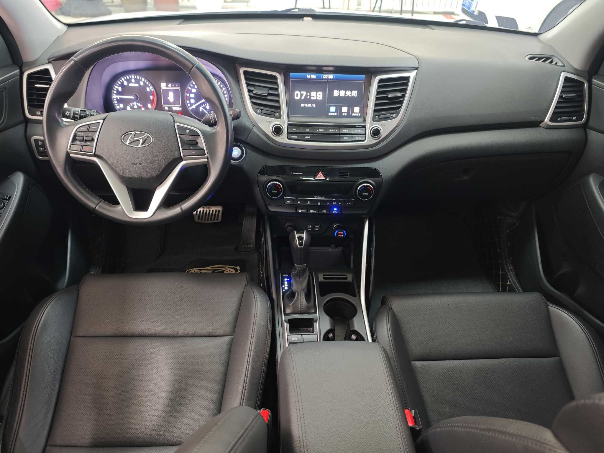 Hyundai Tucson 2017 car image #6