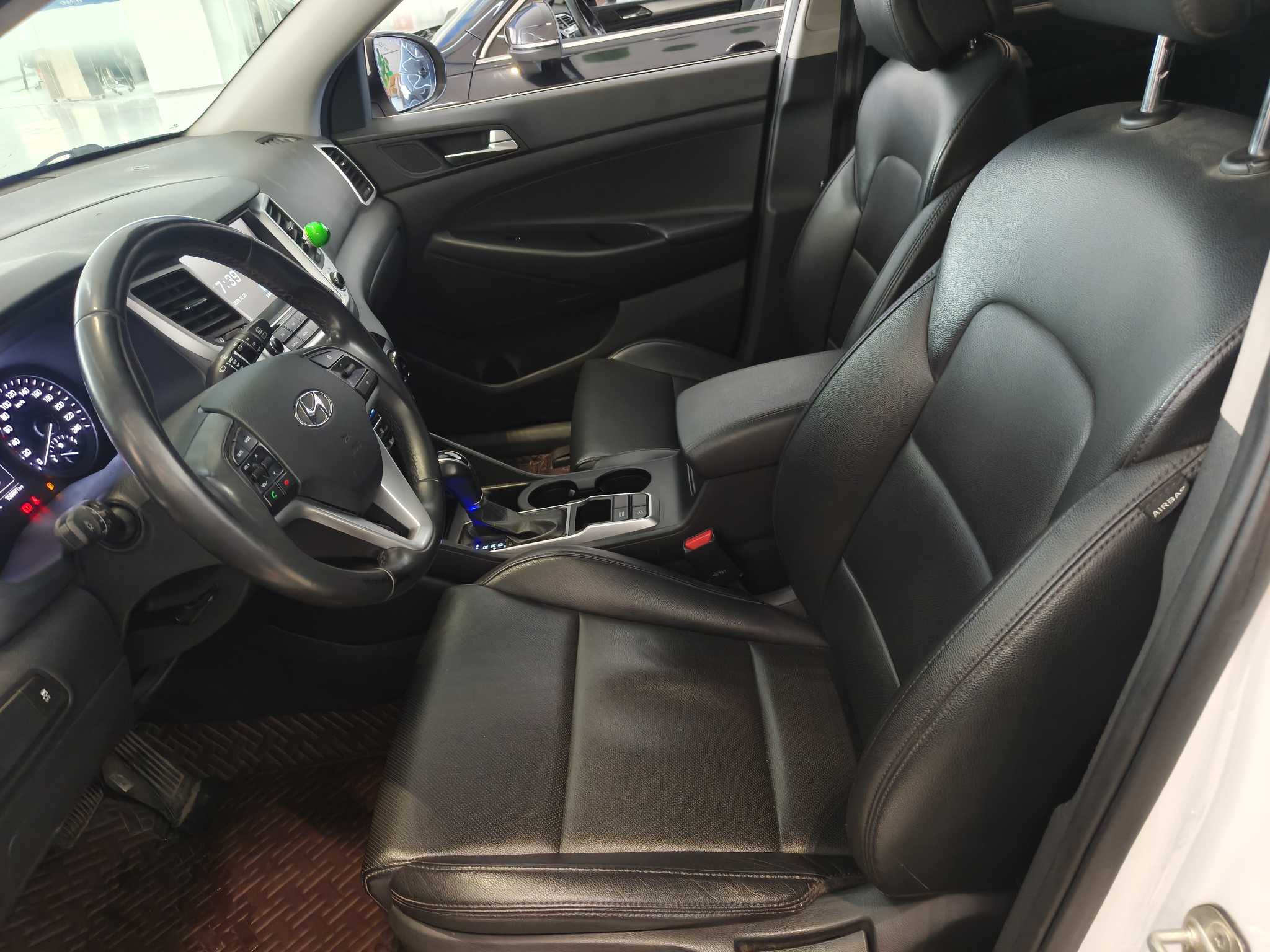 Hyundai Tucson 2017 #6 Hyundai Tucson 2017 car image #6