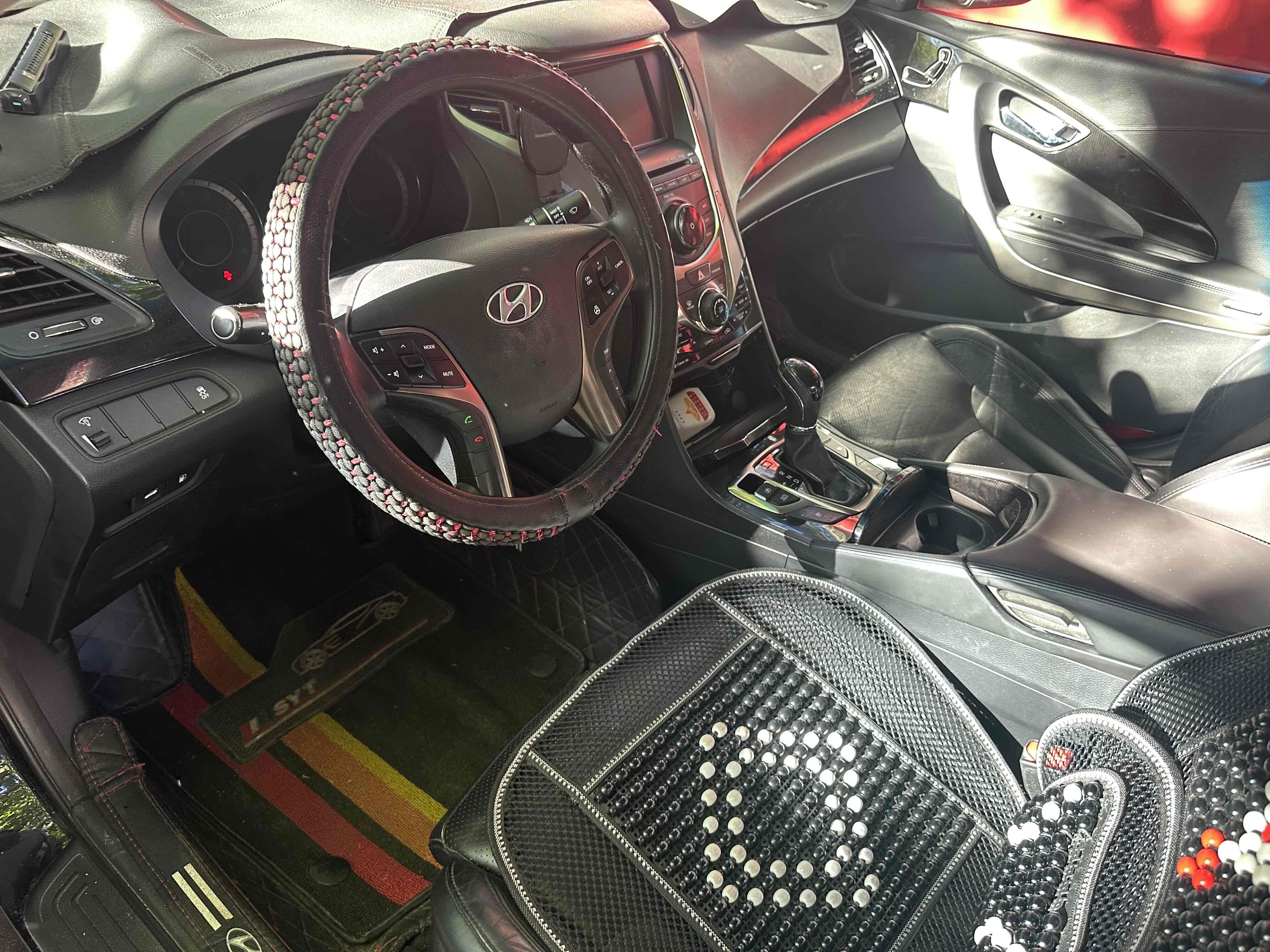 Hyundai Azera 2013 car image #6