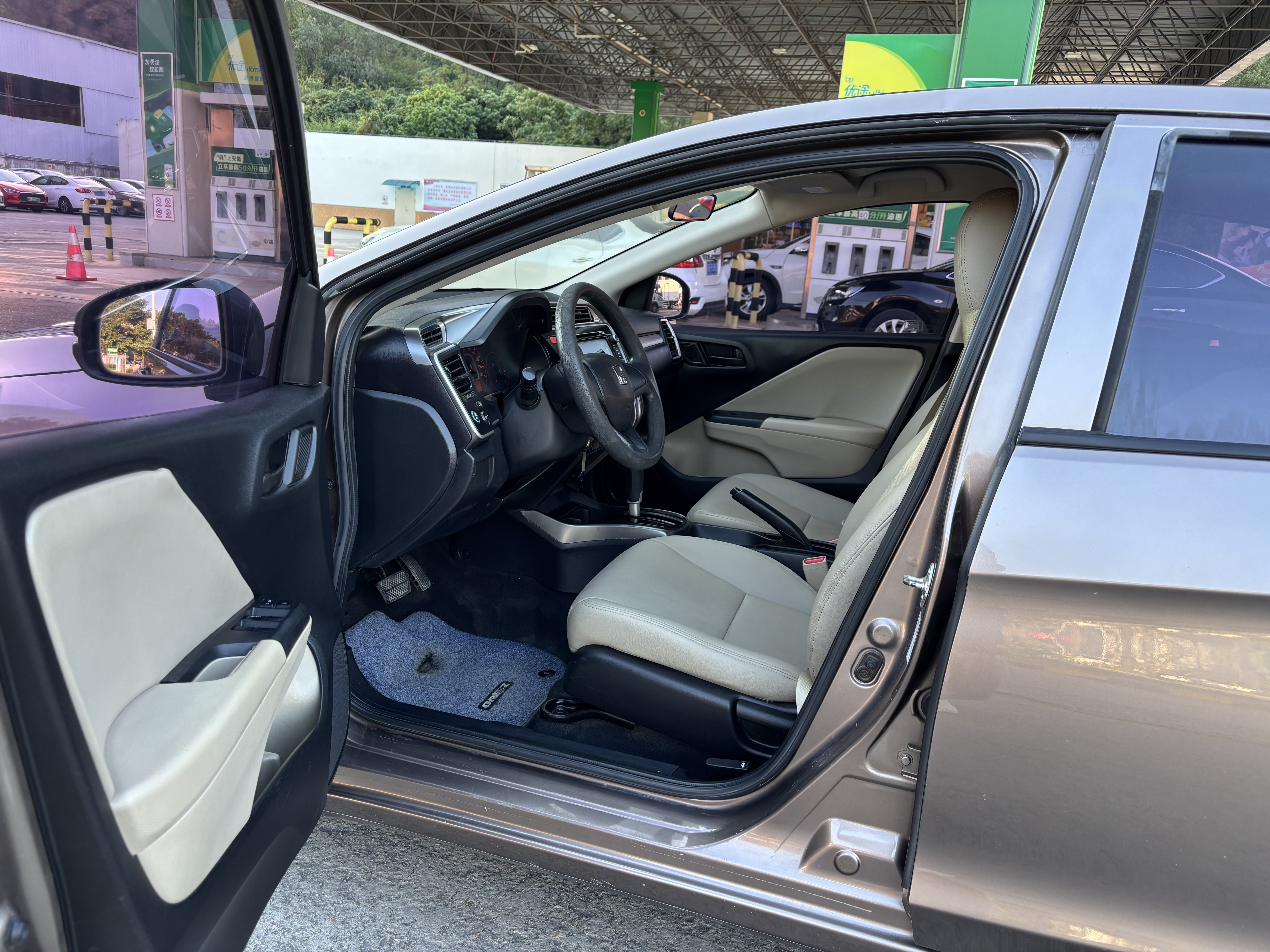 Honda Greiz 2016 صورة سيارة #6