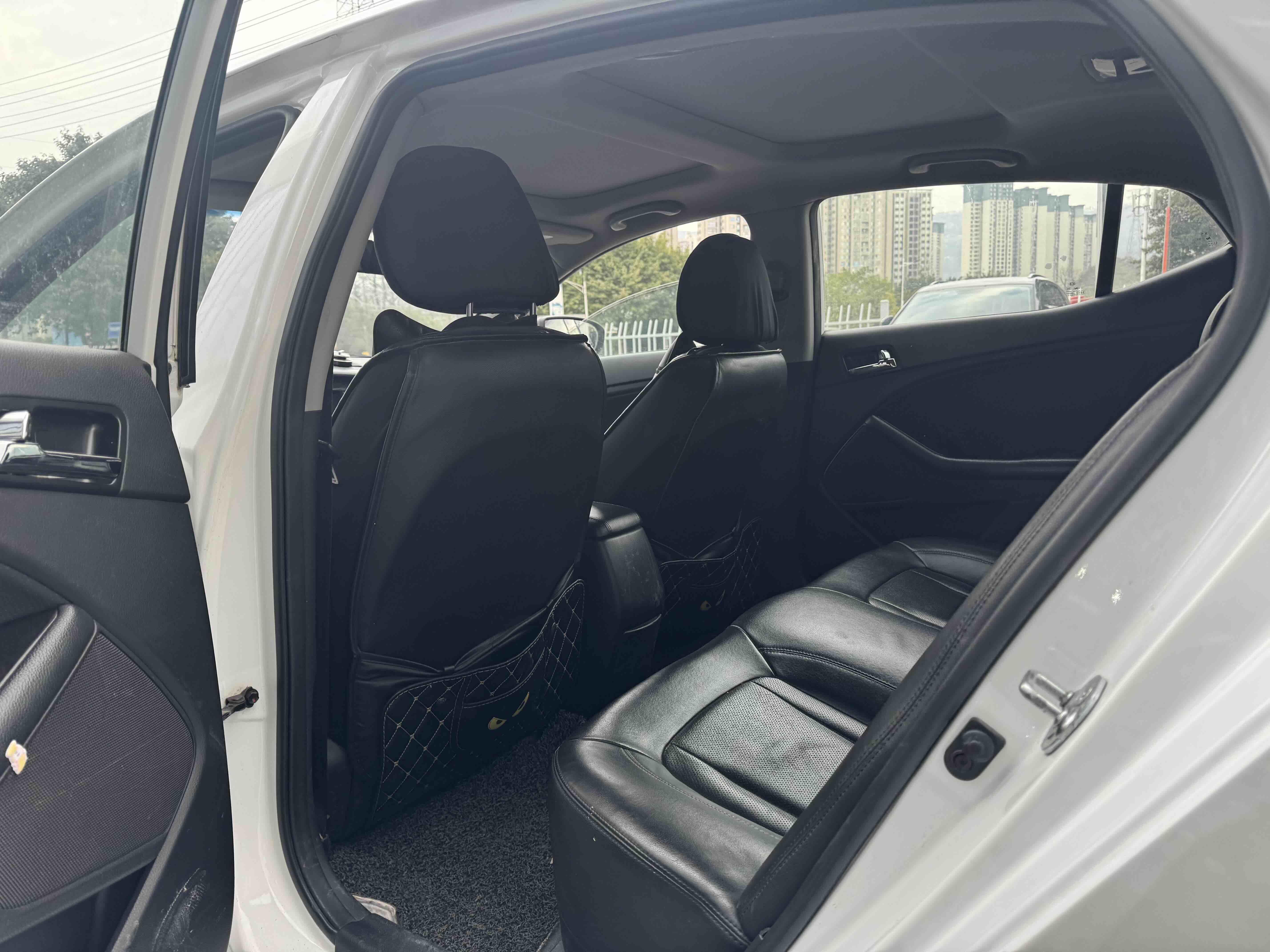 起亚 起亚K5 2012 汽车图片 #6