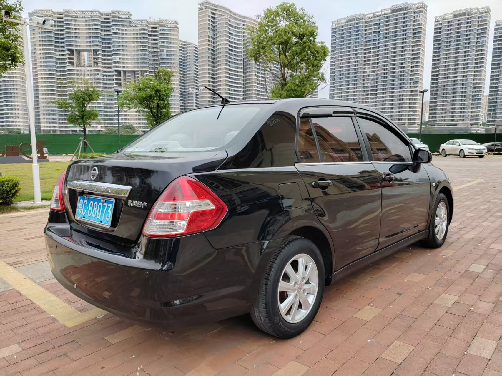 日产 颐达 2010 汽车图片 #6