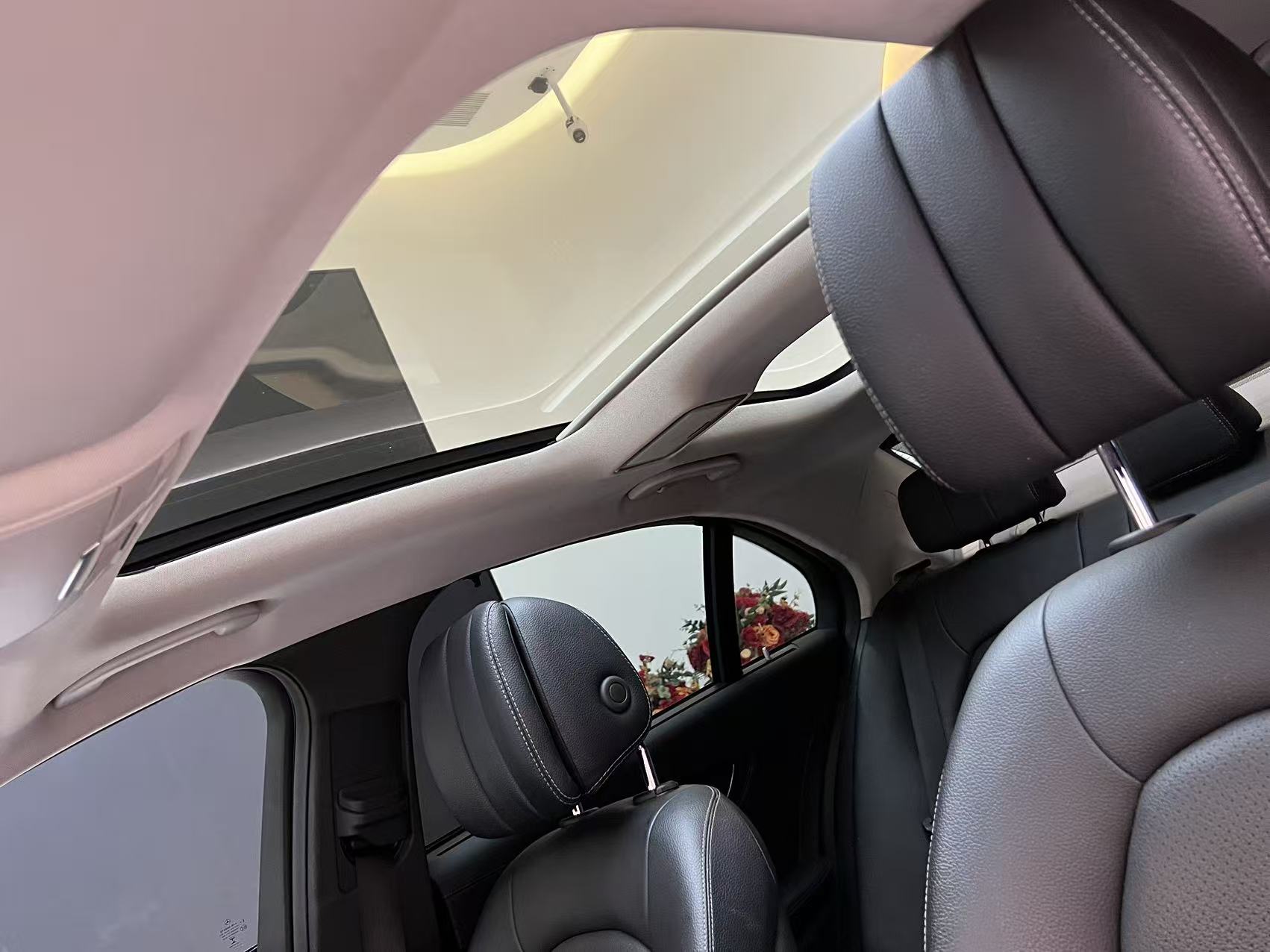 Mercedes-Benz C Class 2015 car image #6