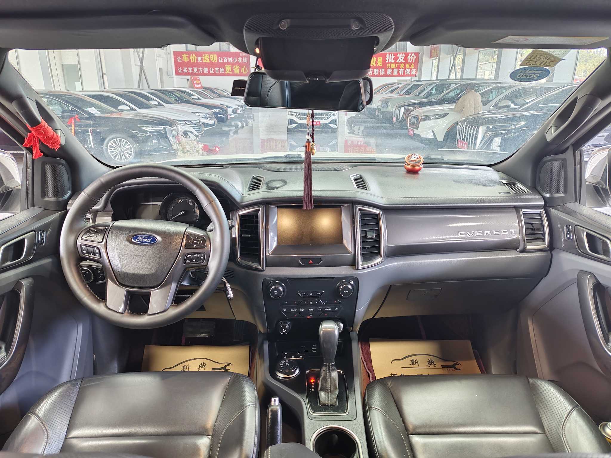 Ford Everest 2017 car image #6