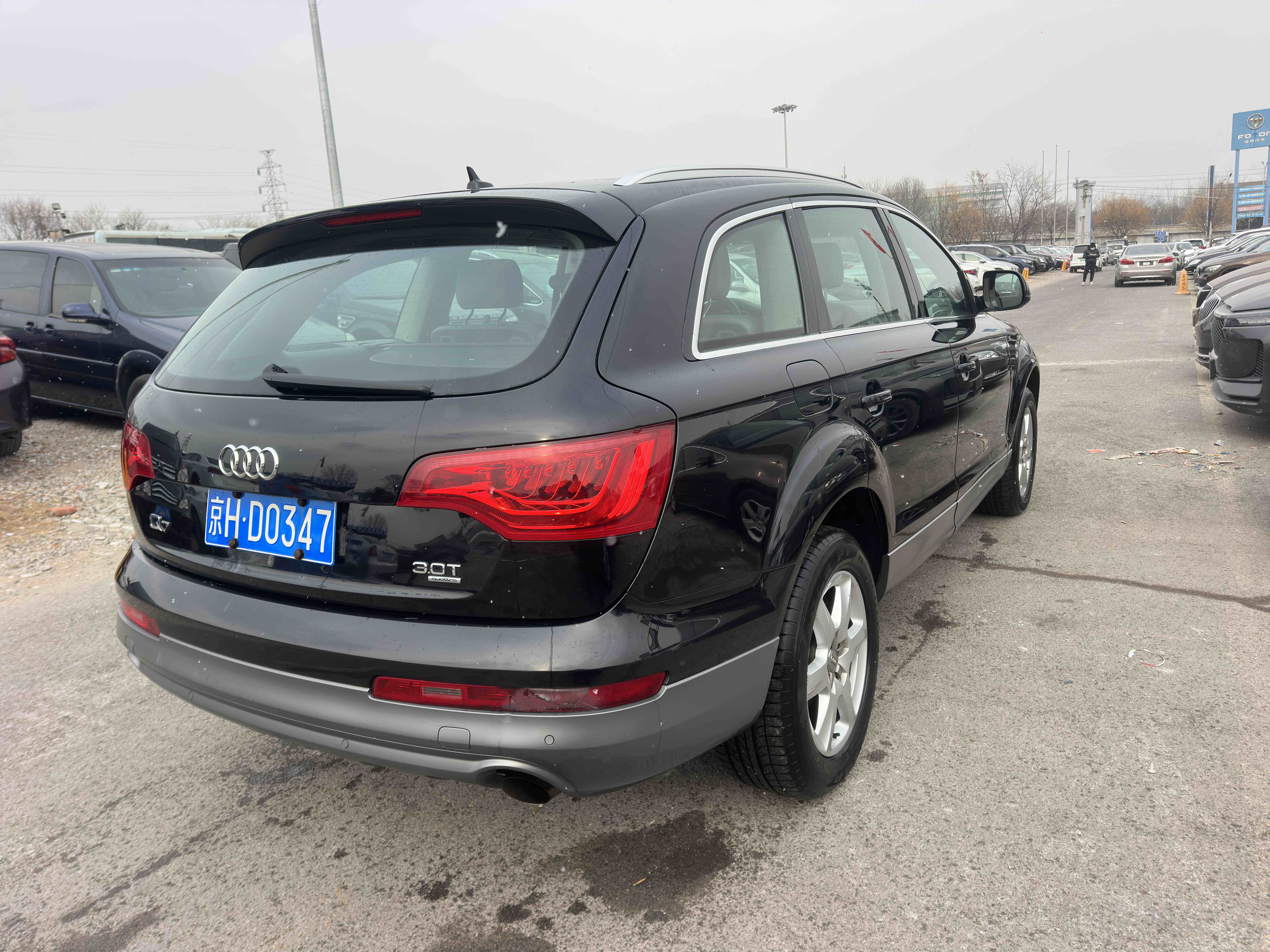 Audi Q7 2011 car image #6