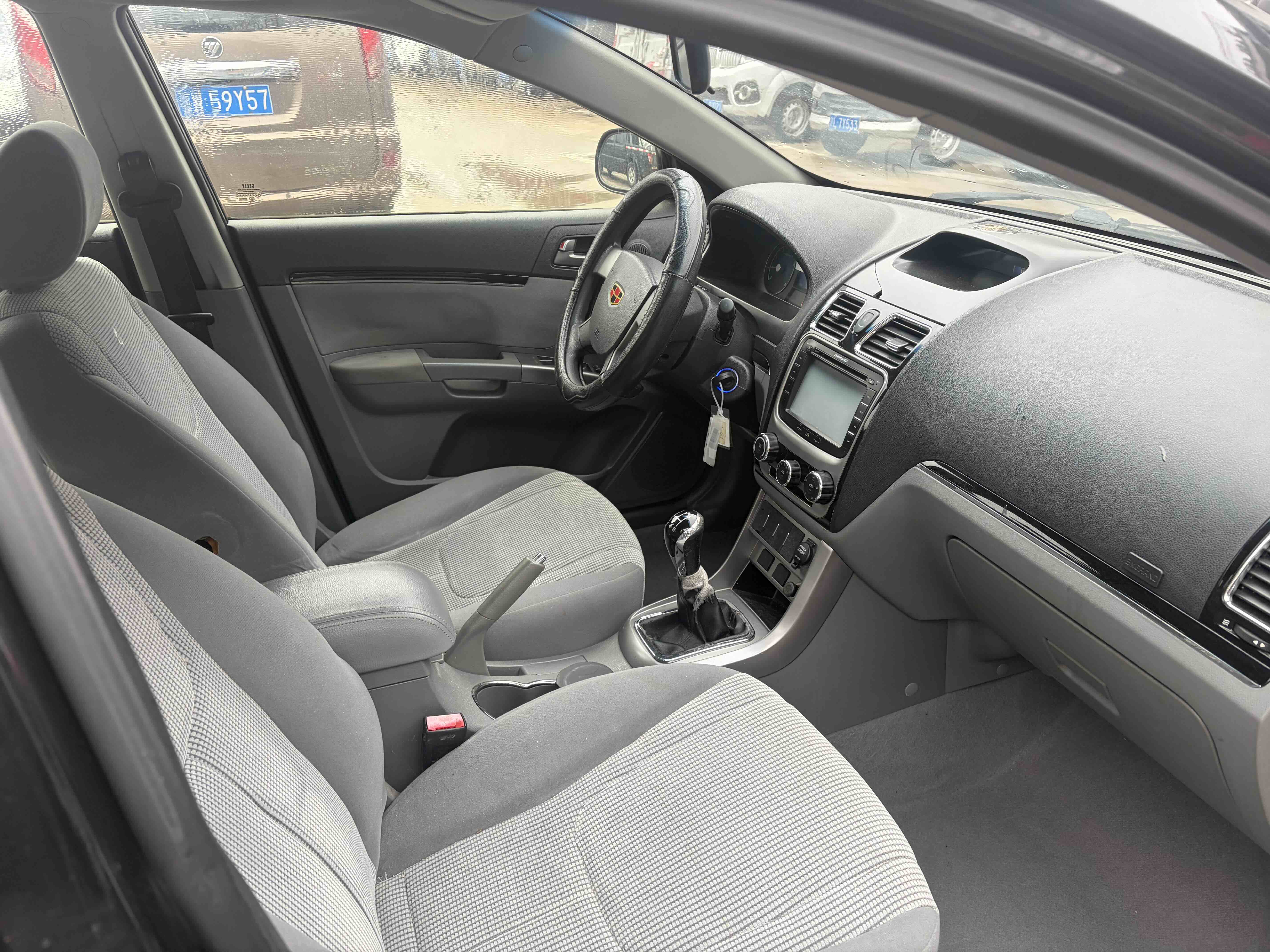 GEELY Emgrand Classic 2012 car image #6