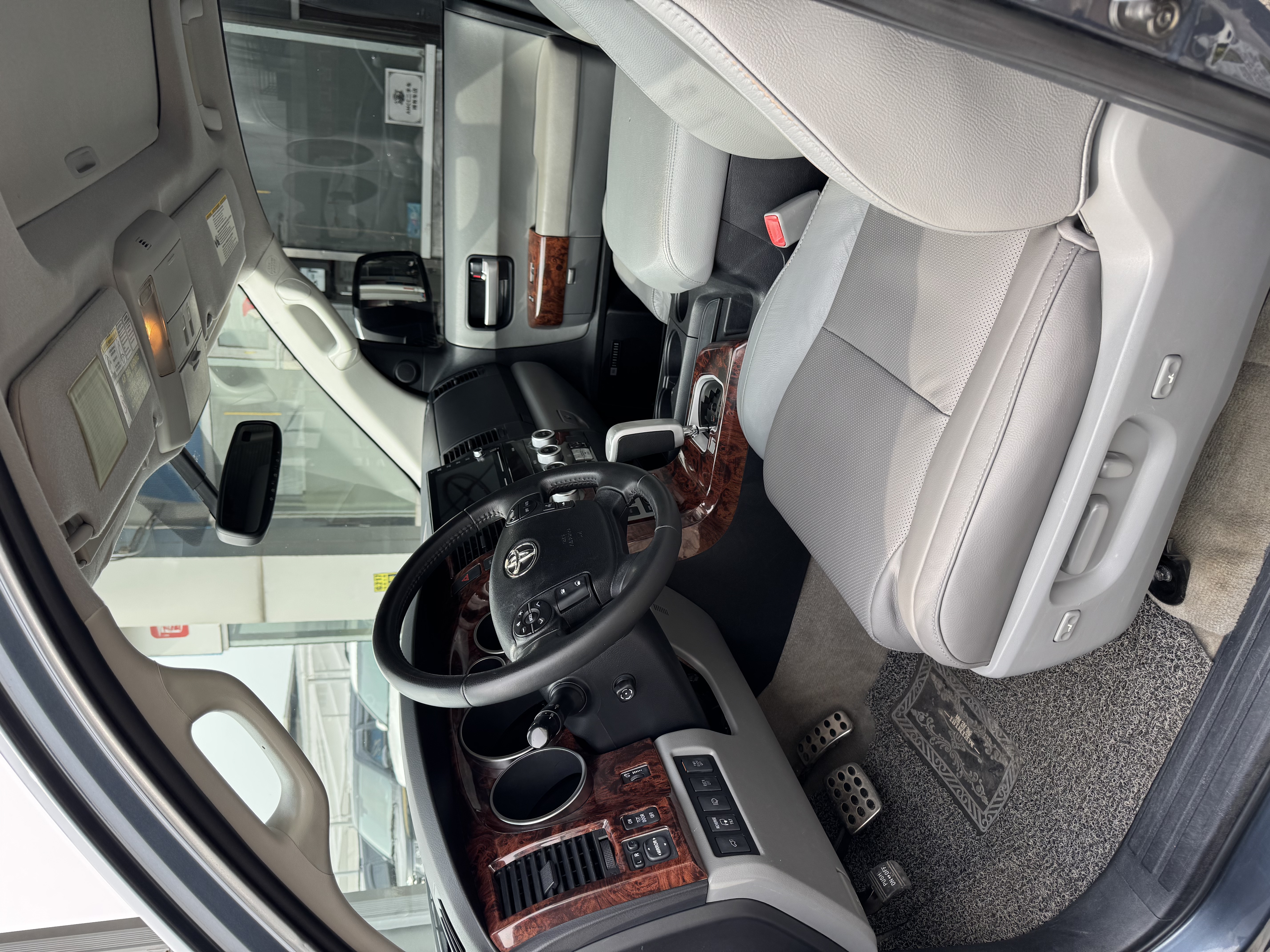 Toyota Sequoia 2008 #6 Toyota Sequoia 2008 immagine di auto #6