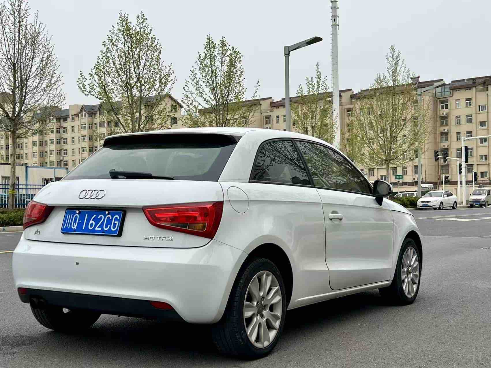 奥迪 奥迪A1 2015 汽车图片 #6