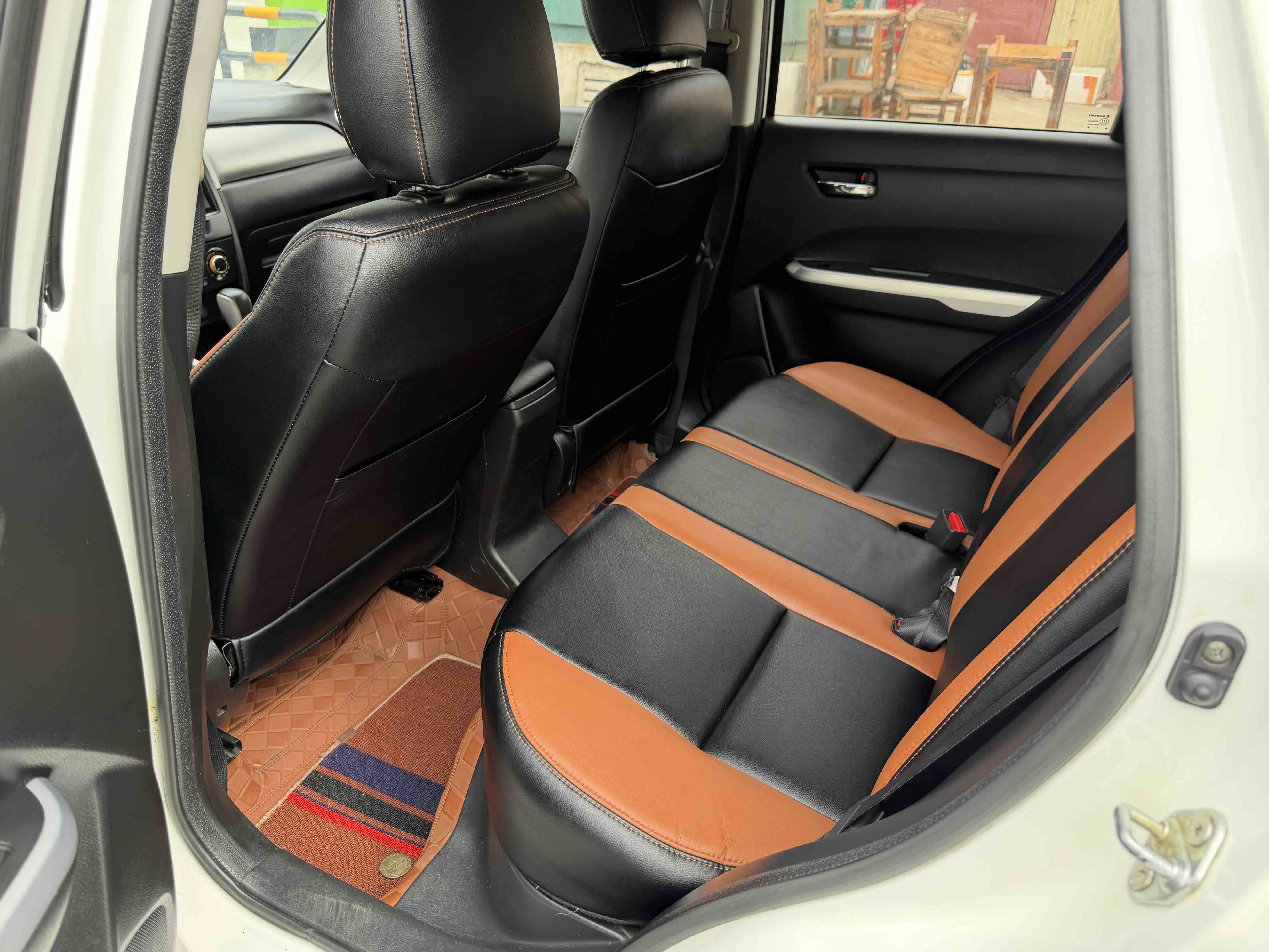 Suzuki Vitara 2019 image de voiture #6