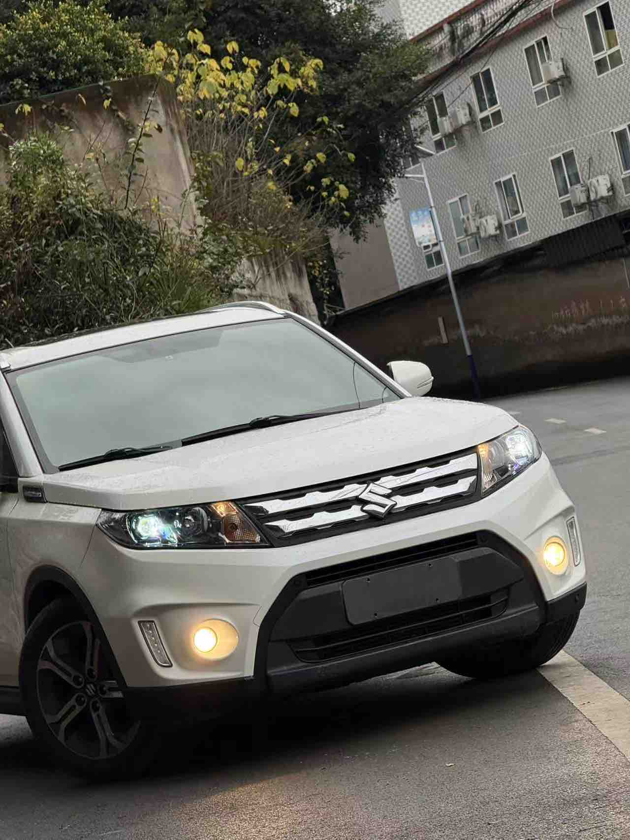 Suzuki Vitara 2016 image de voiture #6