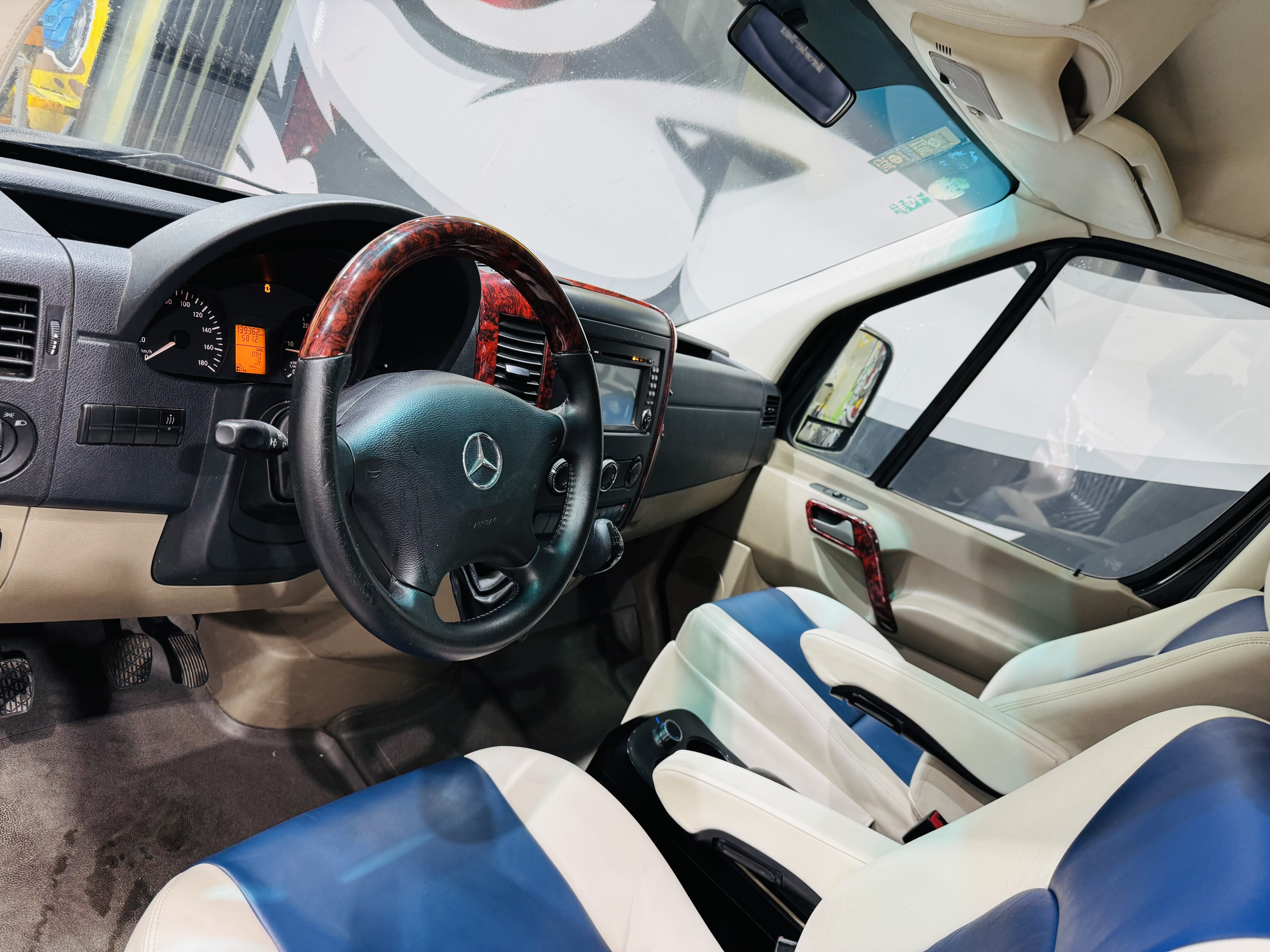 Mercedes-Benz Sprinter 2017 car image #6