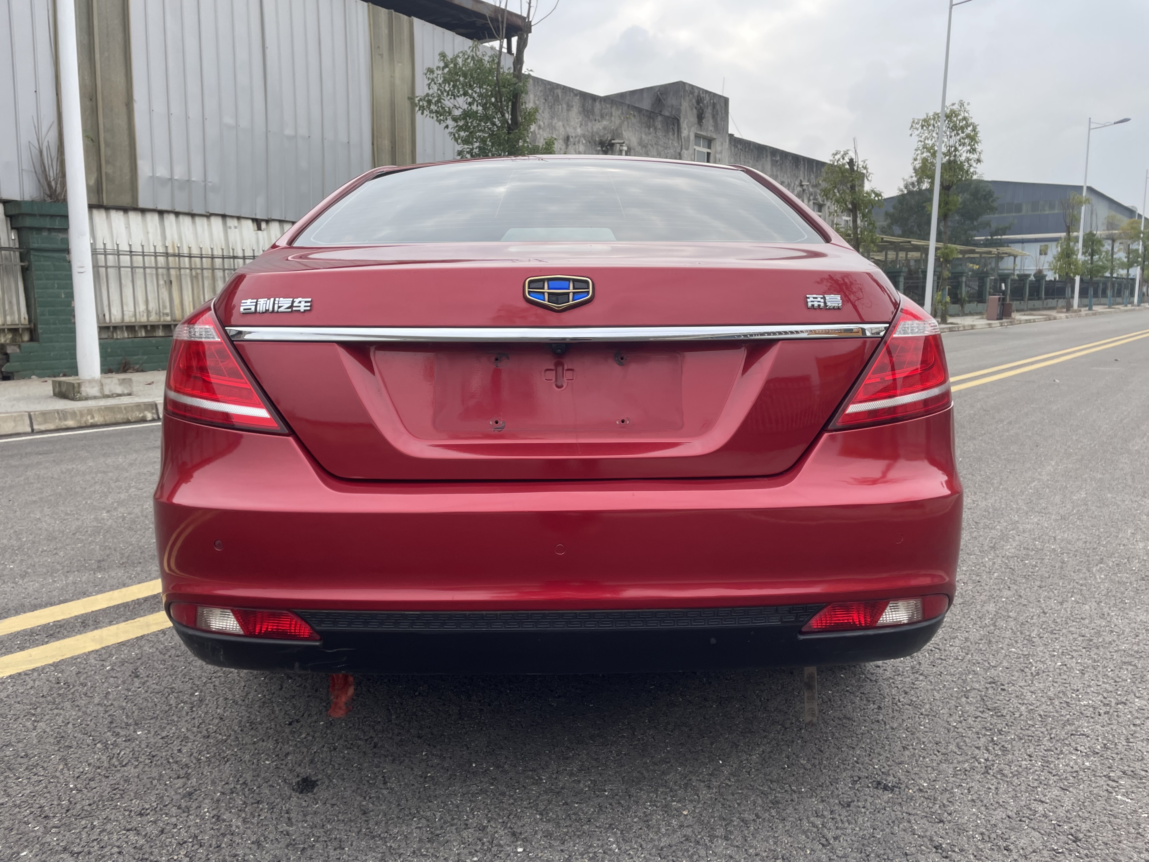 GEELY Emgrand 2015 car image #6