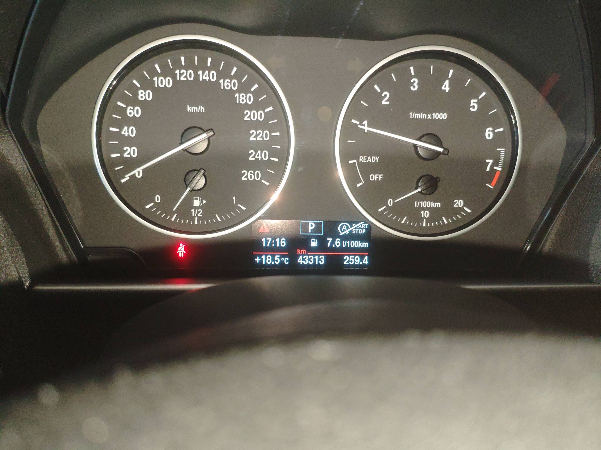 BMW 1 Series (Imported) 2017 #6 BMW 1 Series (Imported) 2017 car image #6