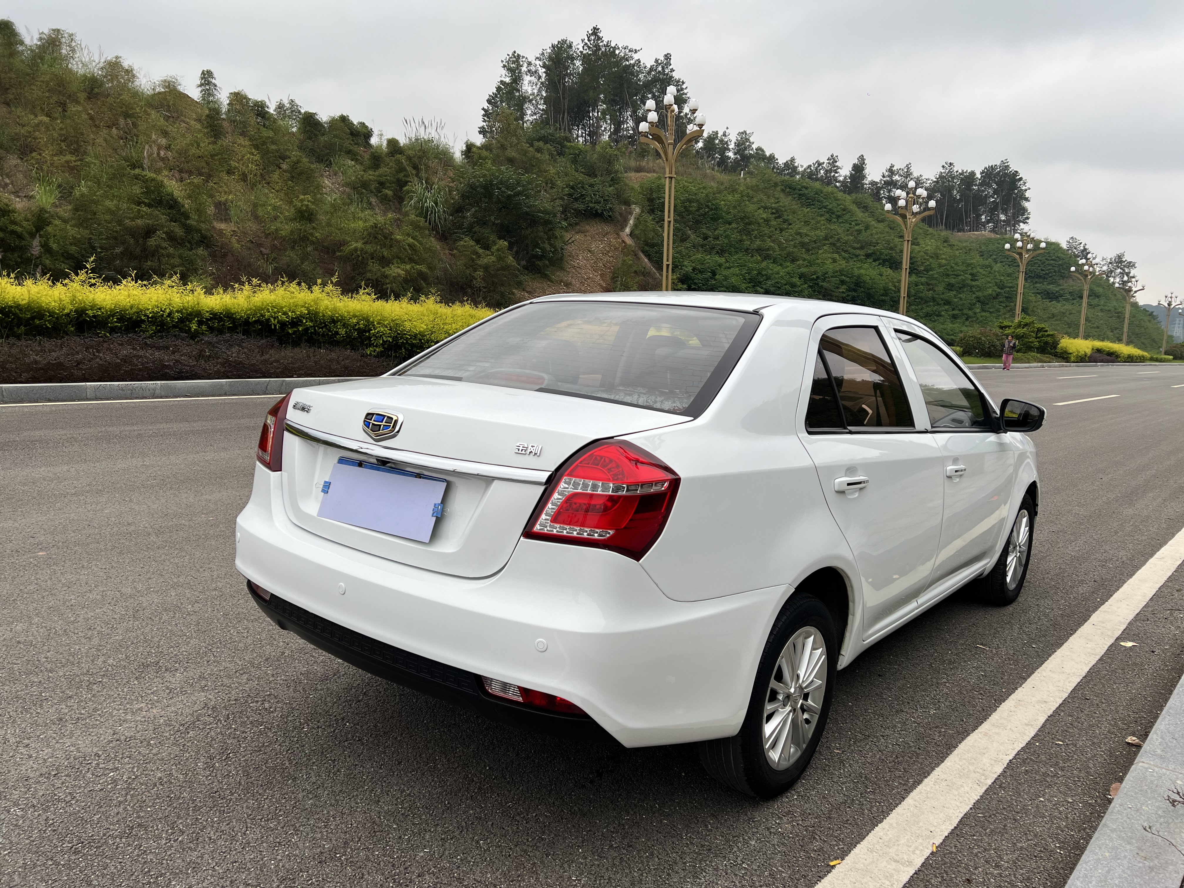 GEELY KingKong 2017 car image #6