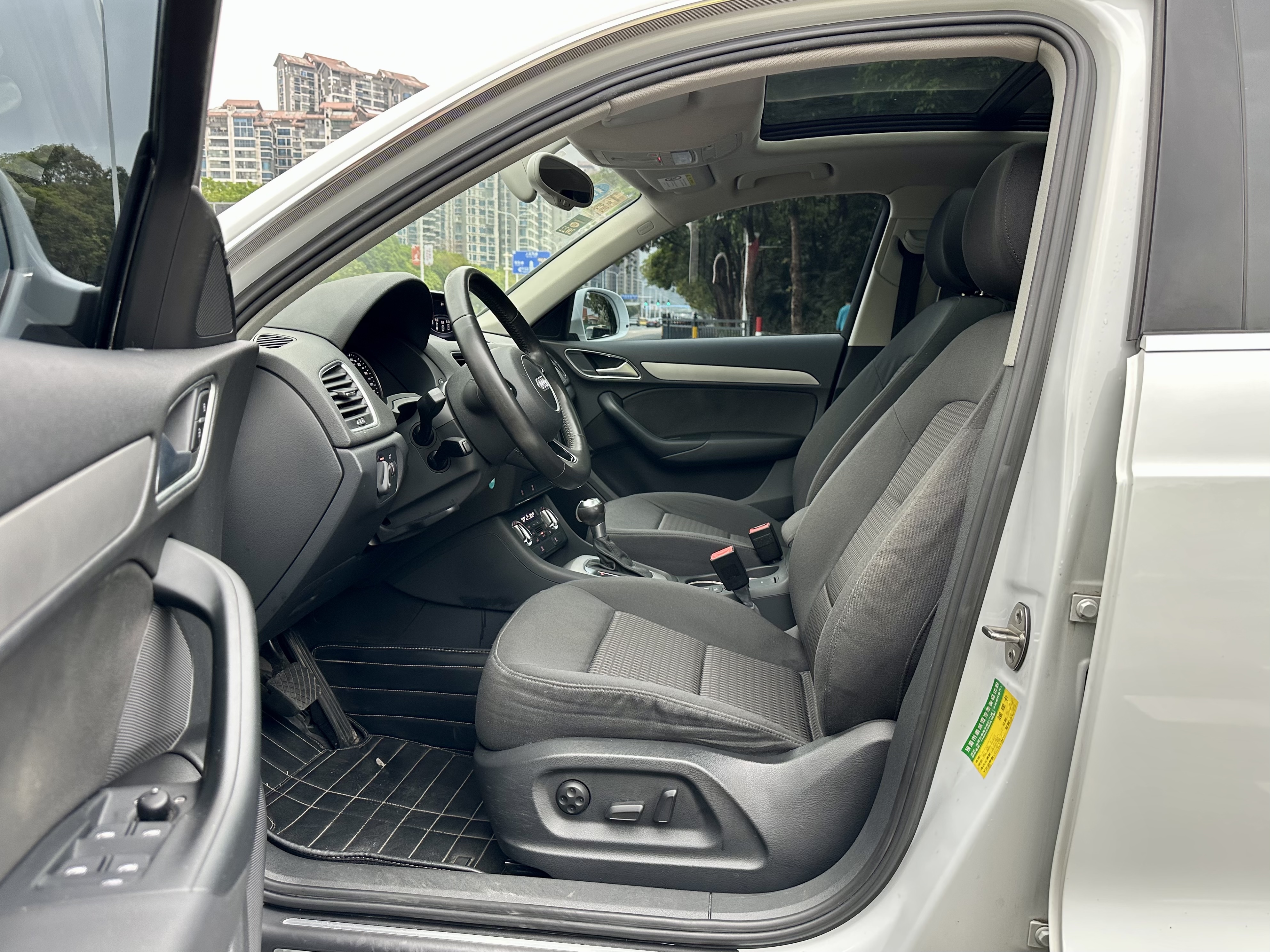 Audi Q3 2016 #6 Audi Q3 2016 car image #6