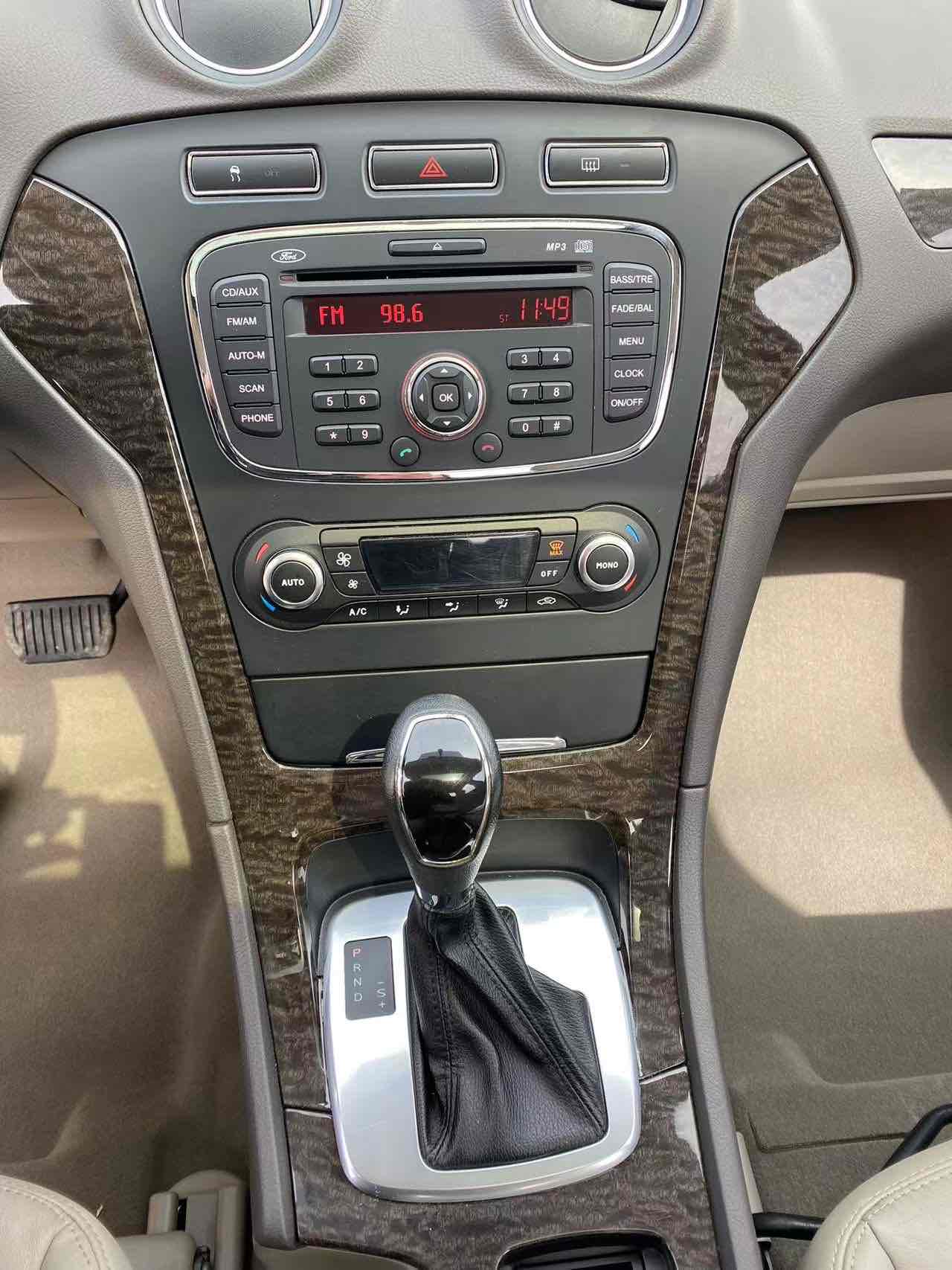 Ford Zhisheng 2013 #6 Ford Zhisheng 2013 car image #6