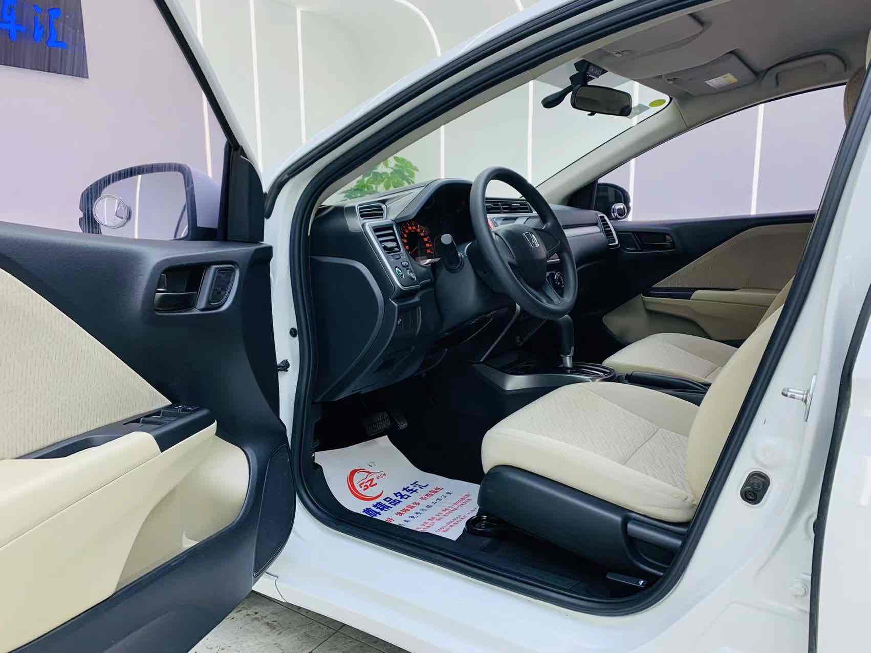 Honda Greiz 2018 car image #6