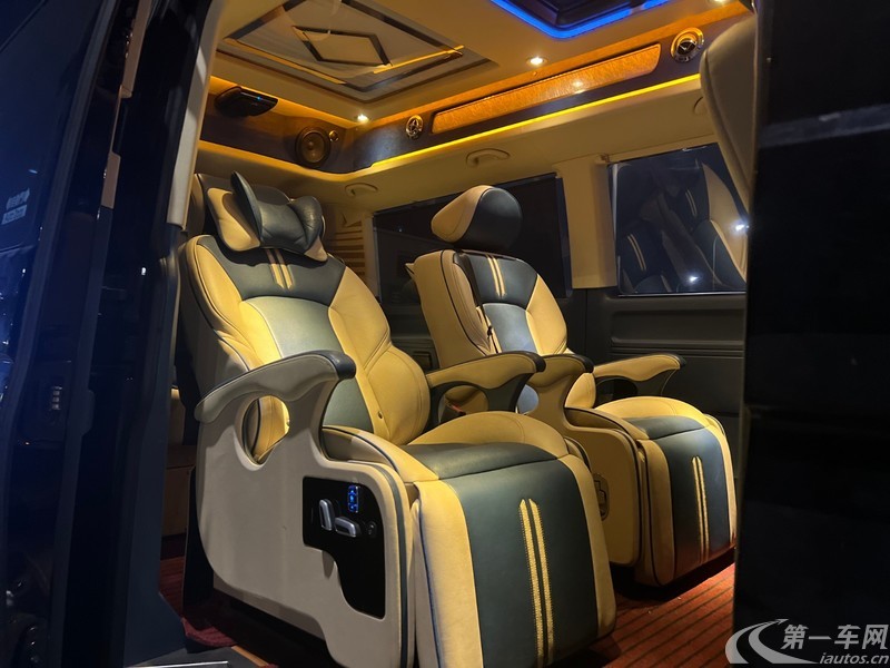 Volkswagen Caravelle 2018 immagine di auto #6