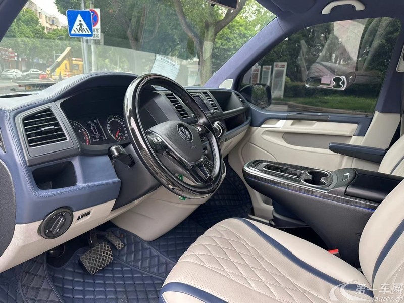 Volkswagen Caravelle 2019 car image #6