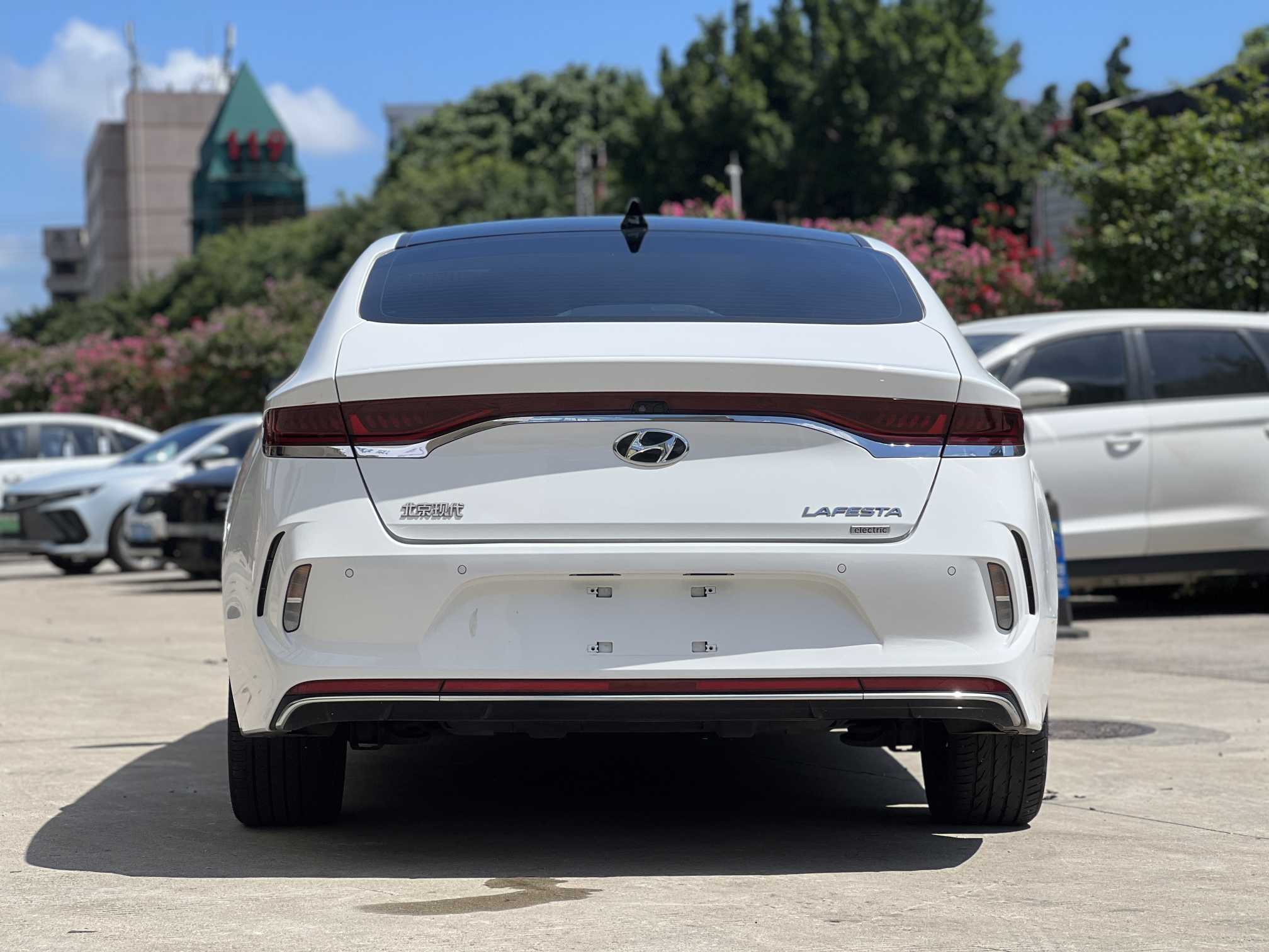 Hyundai Lafesta EV 2021 car image #6