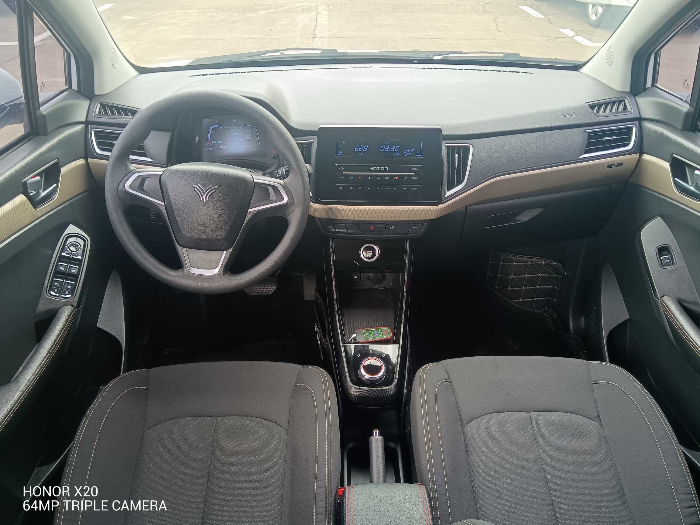 哪吒汽车 哪吒N01 2020 汽车图片 #6