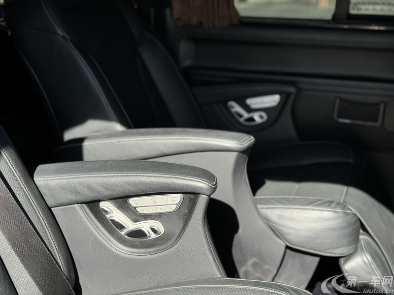 Volkswagen Caravelle 2017 car image #6