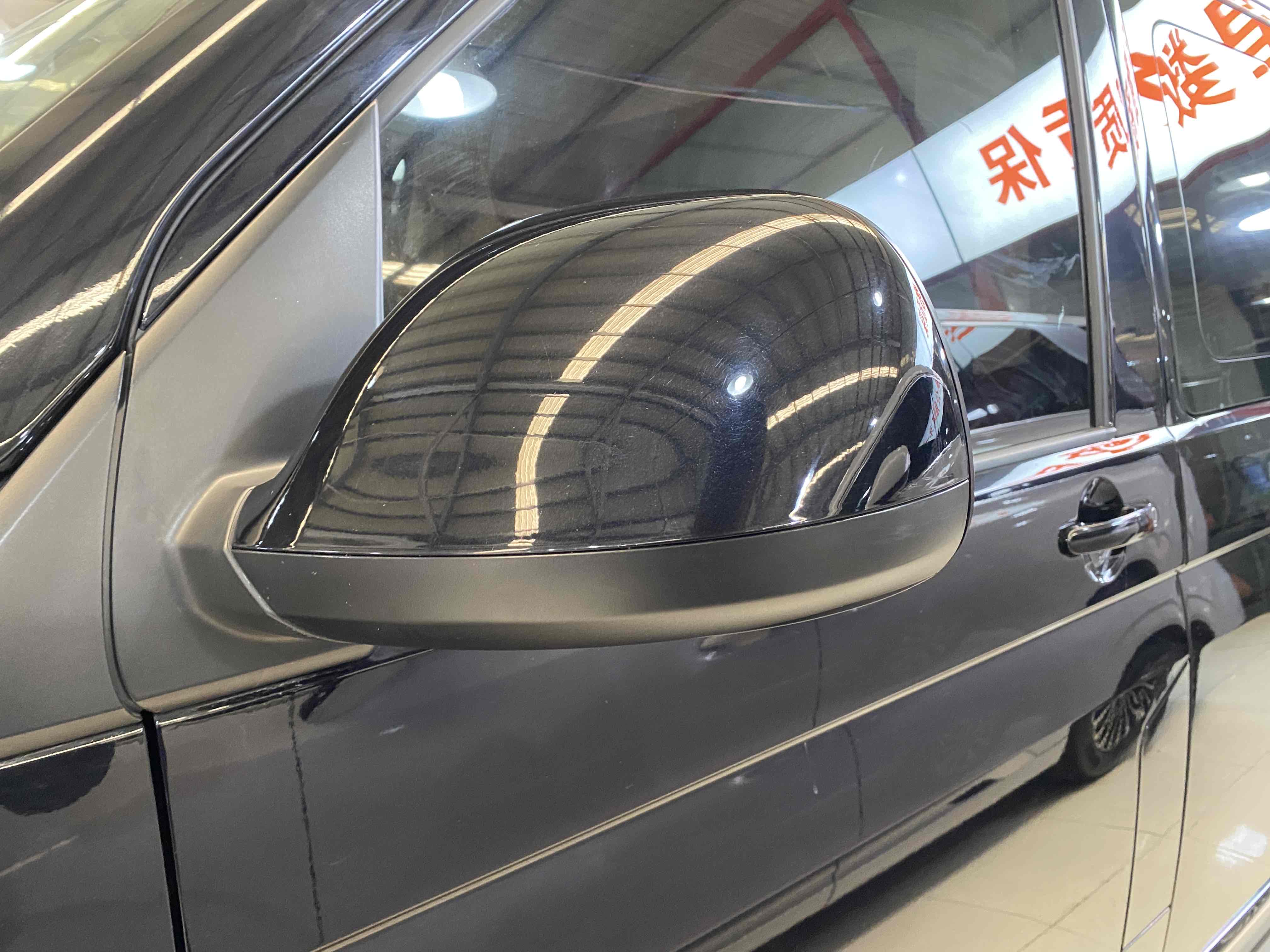 Volkswagen Caravelle 2019 car image #6