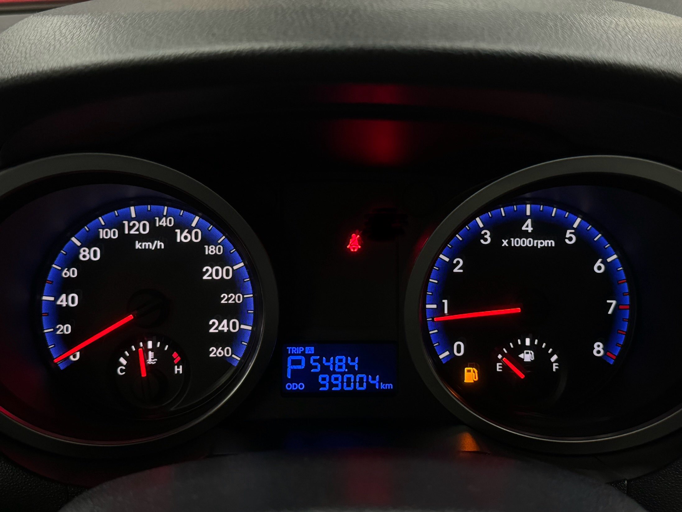 Hyundai Rohens 2009 car image #6