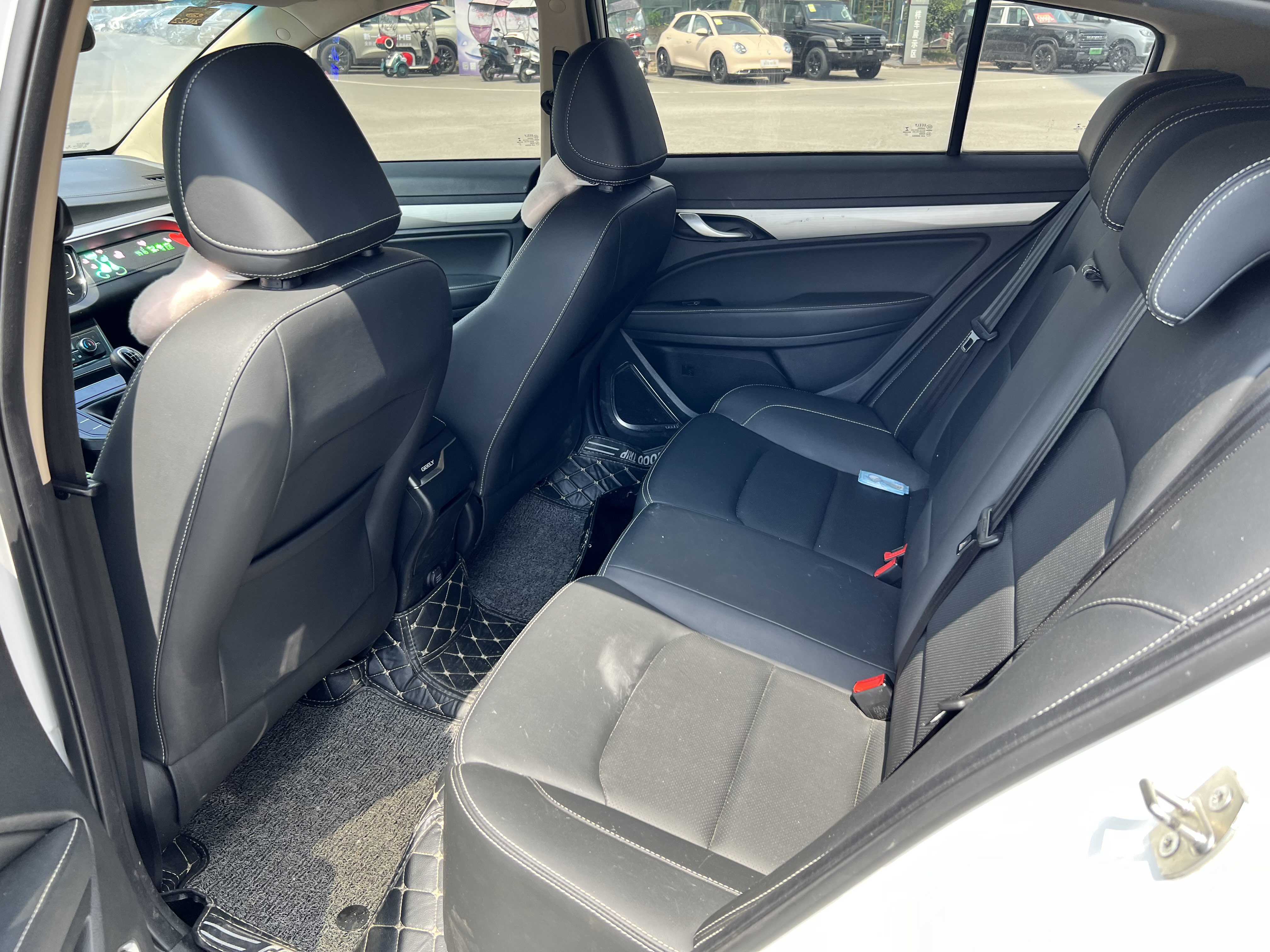 GEELY Vision S1 2018 car image #6