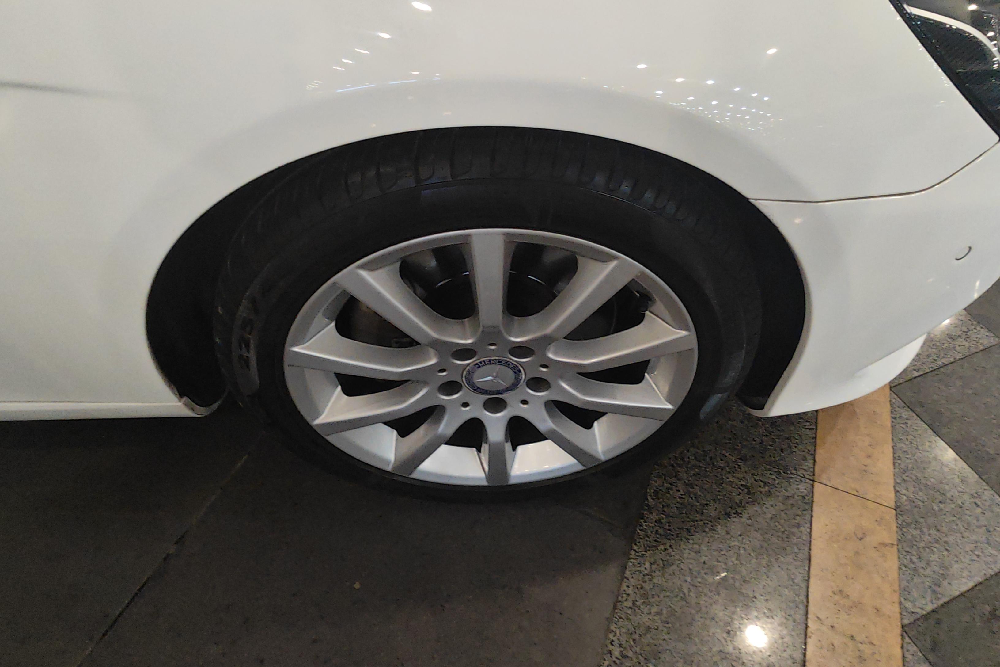 Mercedes-Benz SLC Class 2017 car image #6