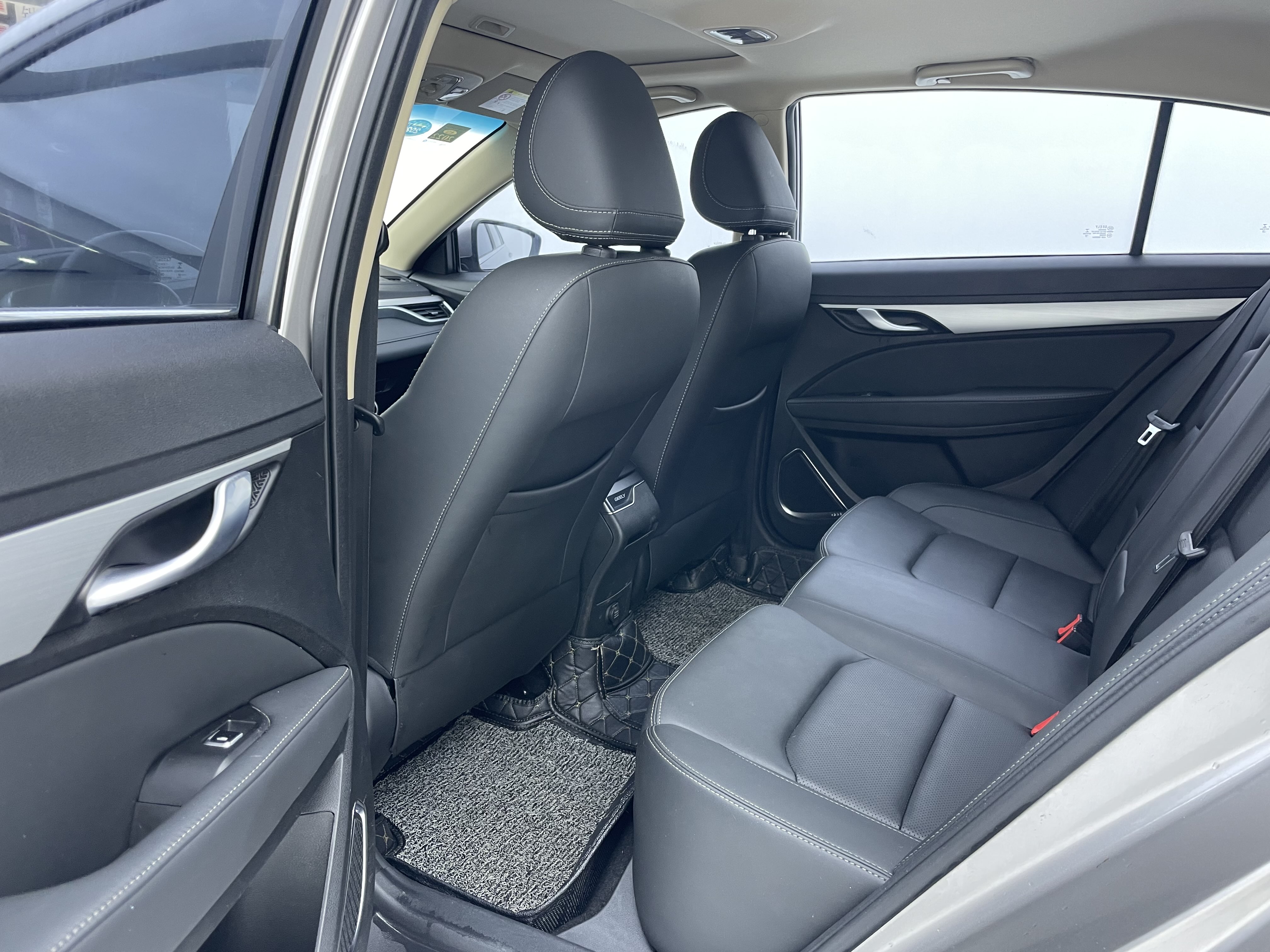 GEELY Vision S1 2018 car image #6