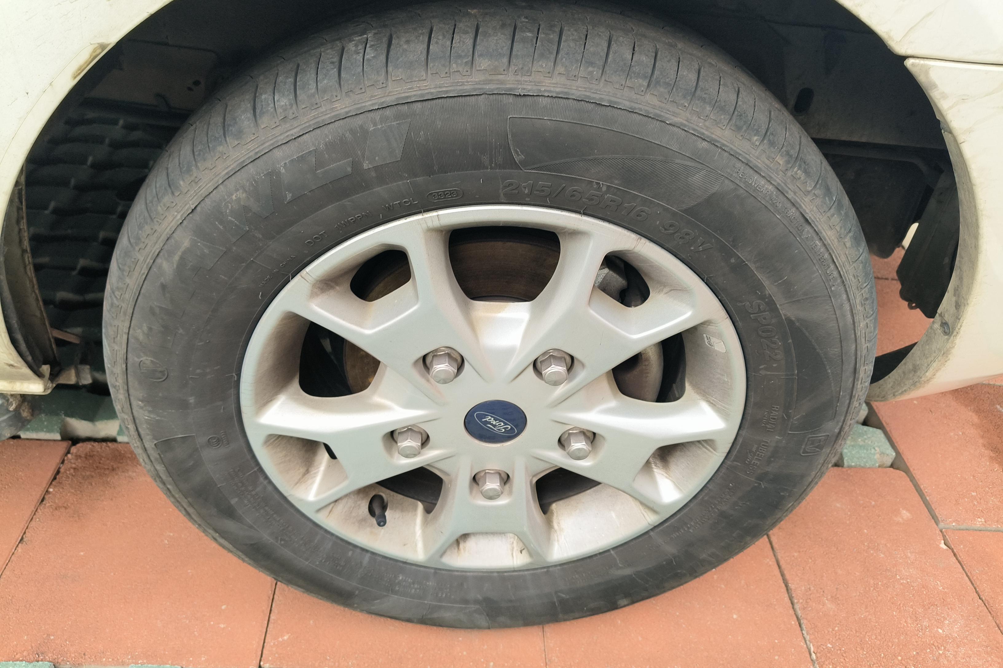 Ford Tourneo 2018 immagine di auto #6