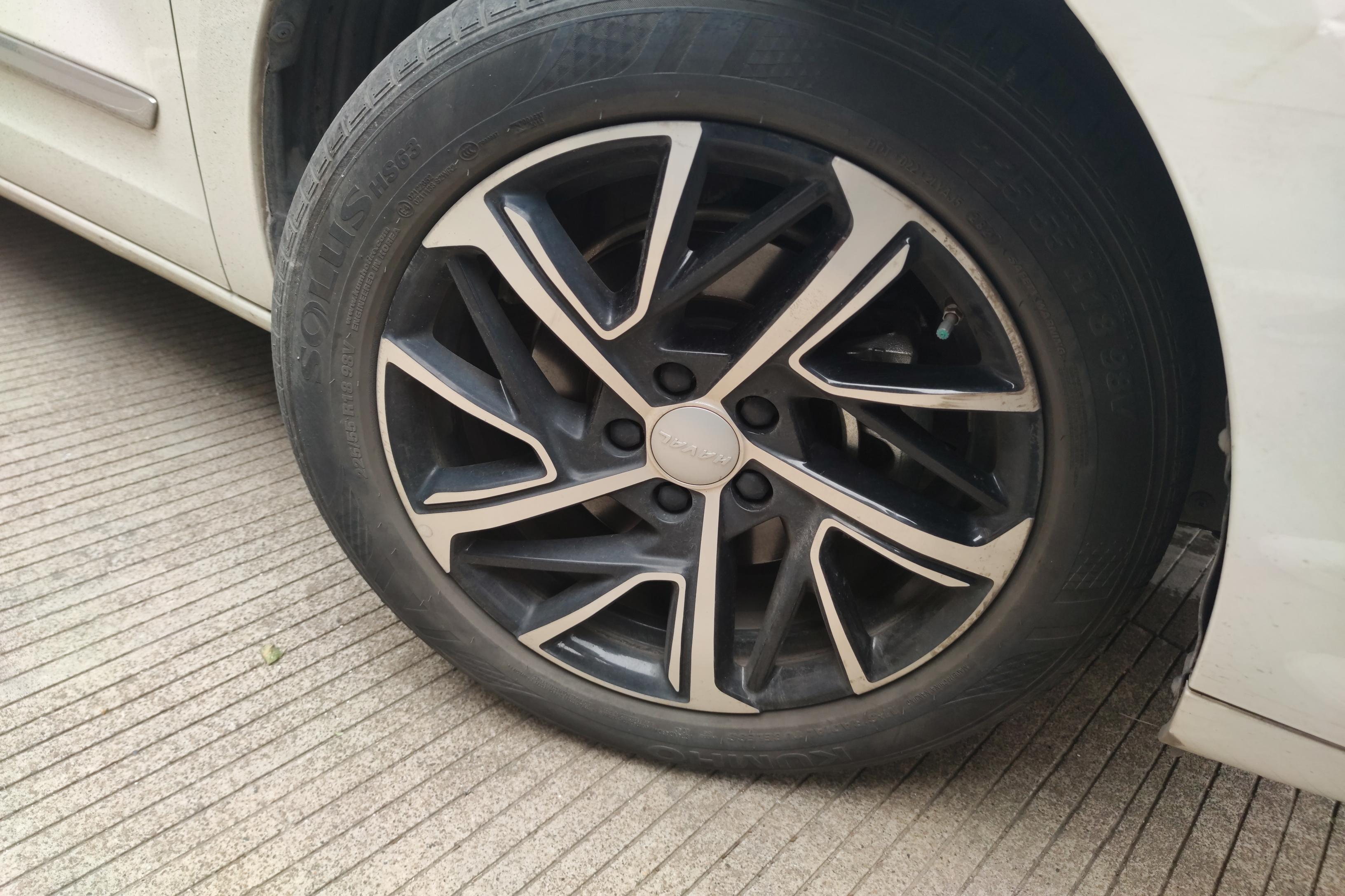 Haval Jolion 2021 car image #6