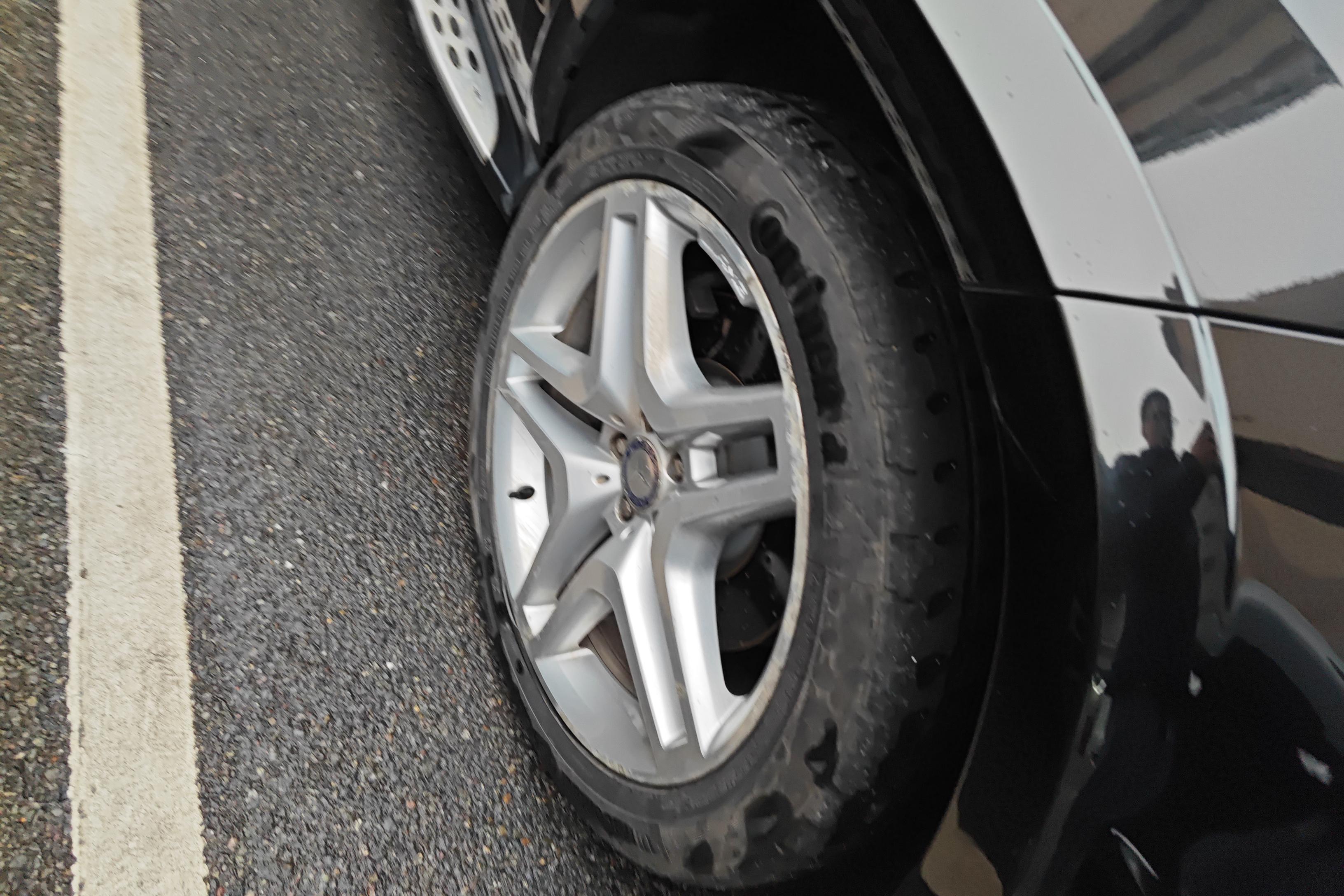 Mercedes-Benz GL Class 2014 car image #6