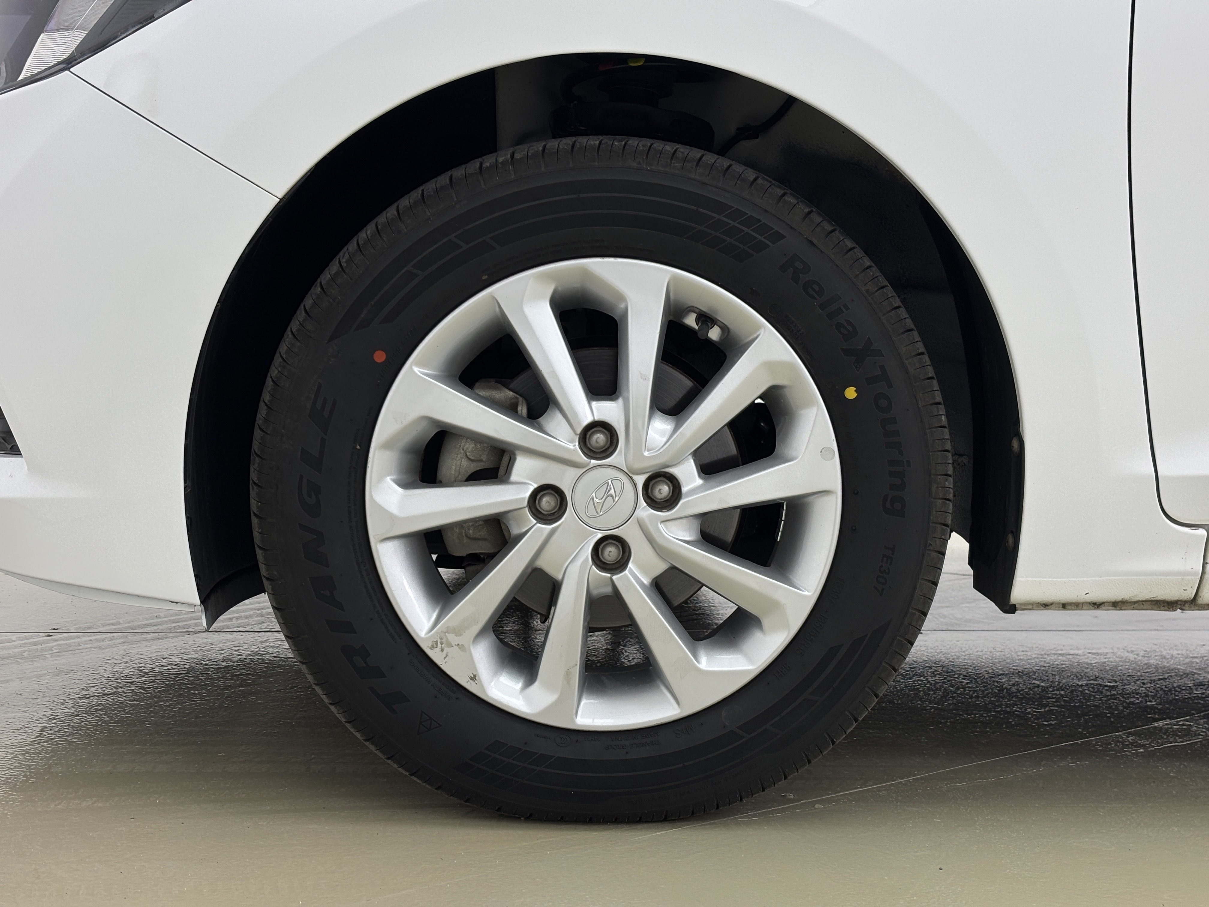 Hyundai Verna 2019 car image #6