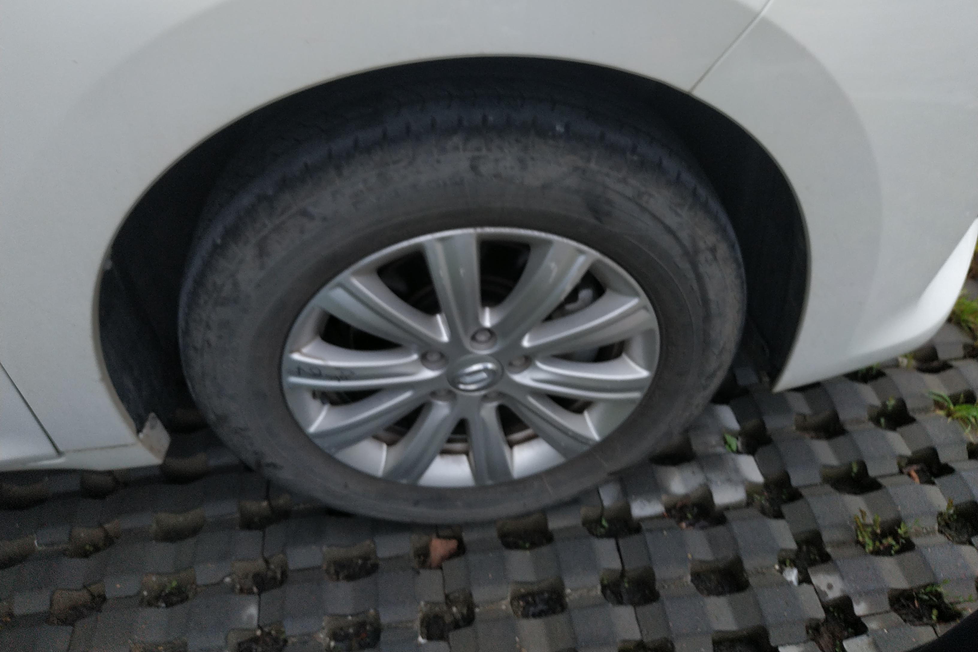 GAC Trumpchi M6 2019 car image #6